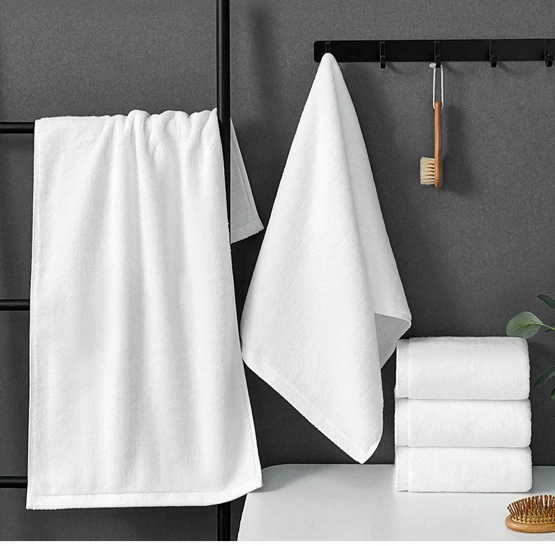 Customized Logo 5 Star Quality 100% White Cotton Bath Towels for Adults Jacquard Sports Pattern High Quality Hotel Home Use Gift