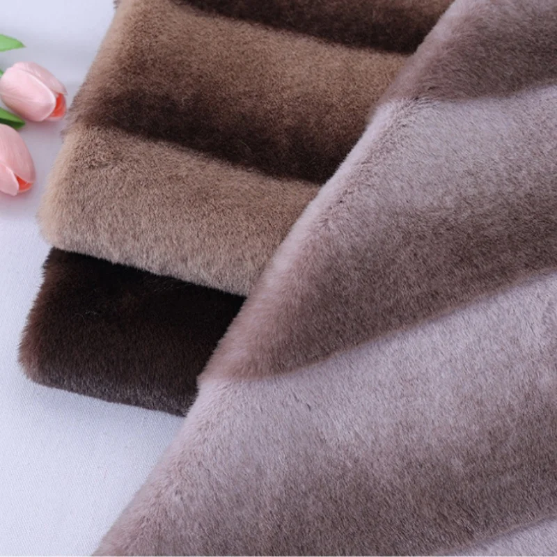 Gradient Lining Printed Stripe Cut Faux Mink Fur Fabric for Luxury Fur Coat Minky Fabric China Manufacturer