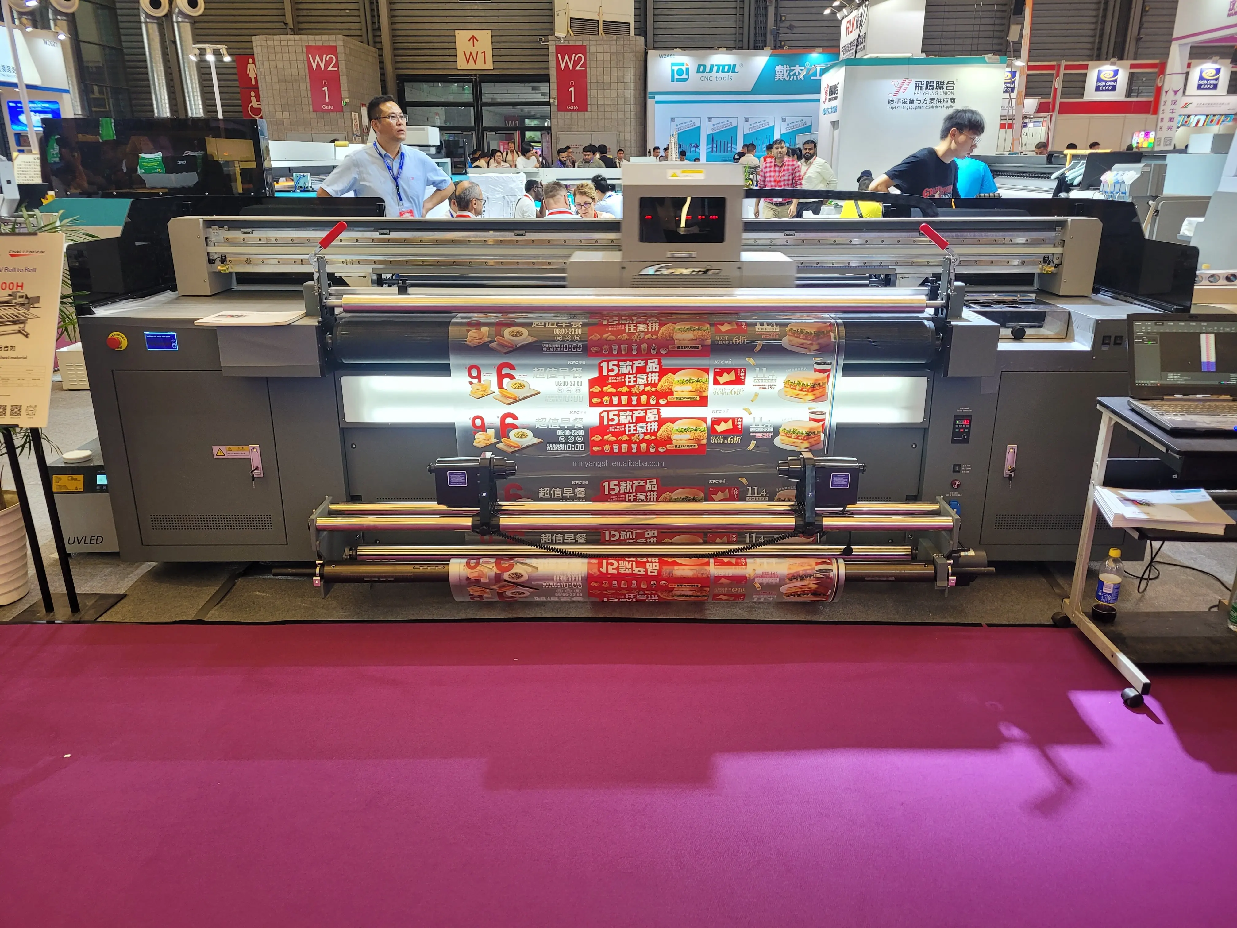 Infiniti FY-1800H 1800mm challenger digital uv hybrid bed roll to roll printer with I3200 E1 printheads