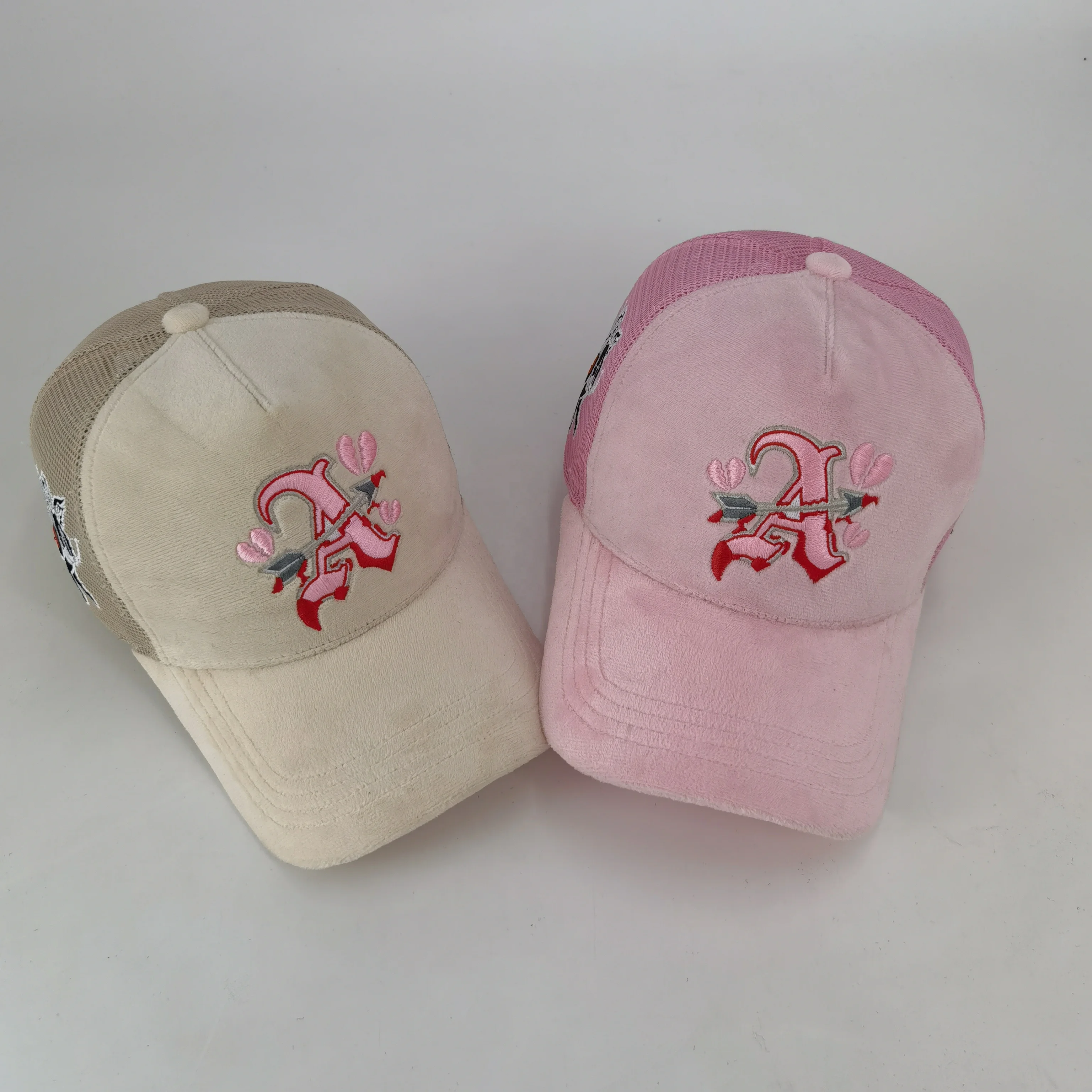 Factory Custom High Quality Velvet Mesh Embroidered Logo Trucker Hat