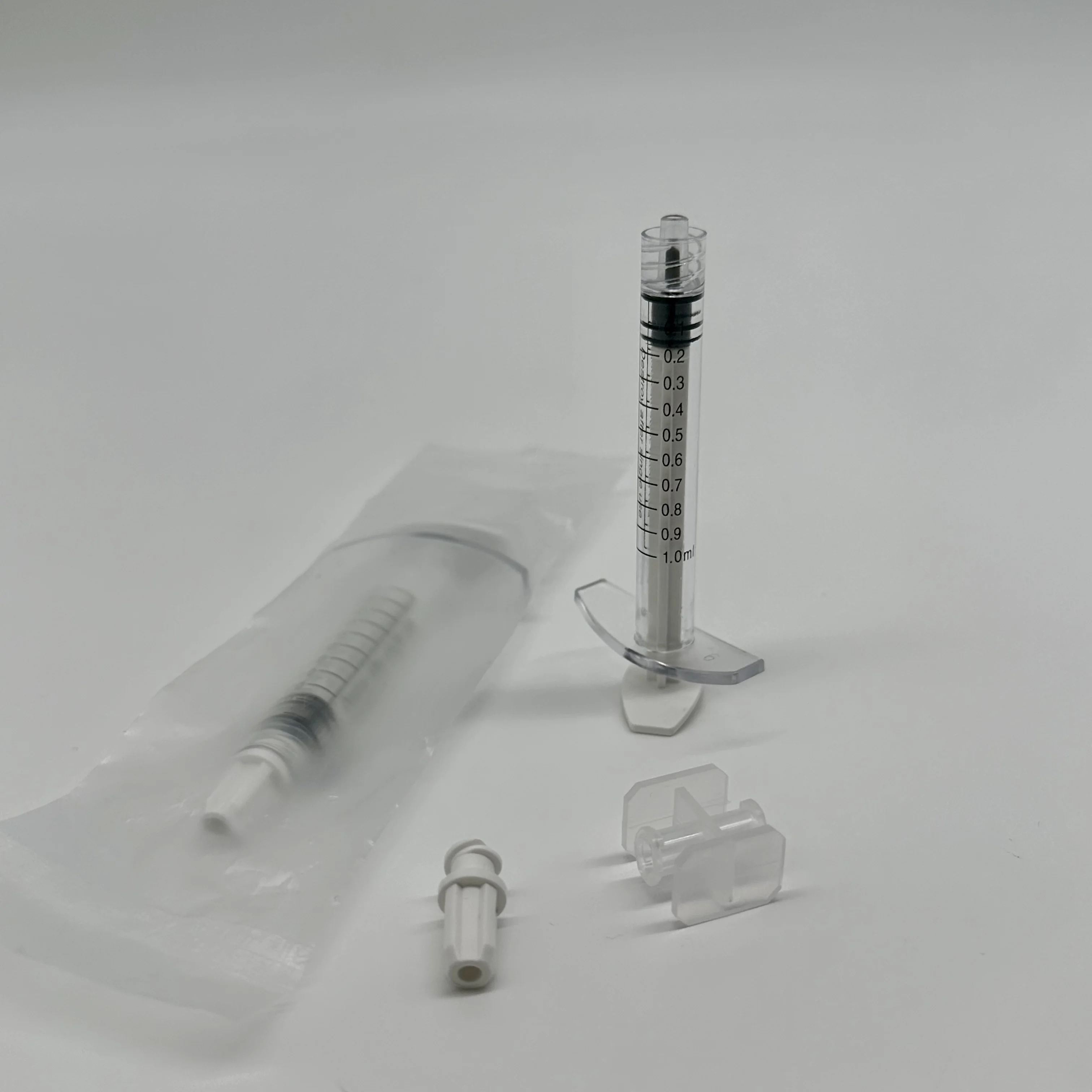 Medical Grade CE Injectable 1ml Disposable Facial Lip Dermal Hyaluronic Acid Sterile Syringes and Needles for Filler