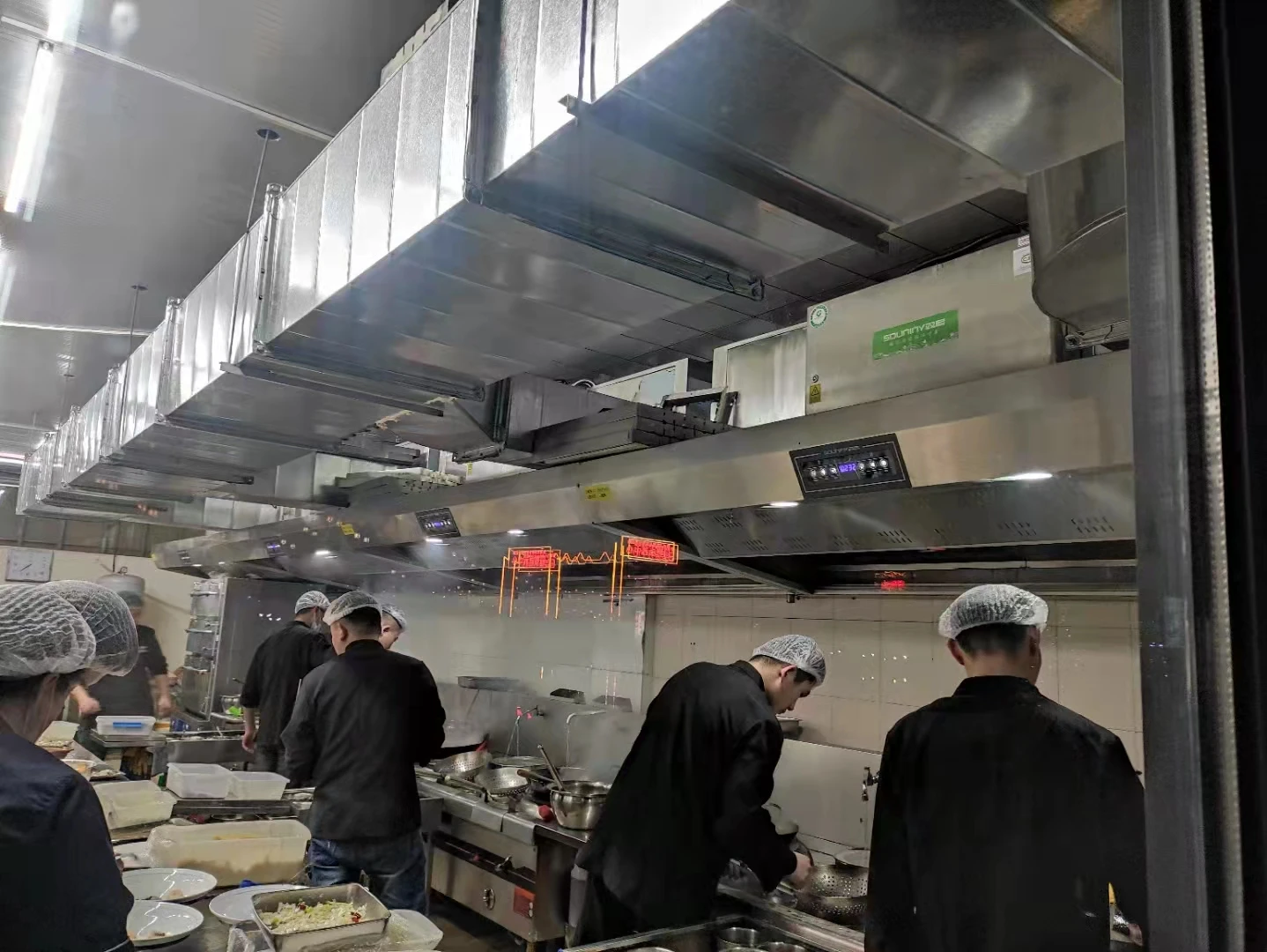 KELV Hotel & Kitchen Automatic Stainless Steel  Fume Removal Smoke Filter Commercial Kitchen Hood Range 3.0M Chimney Motor Hood