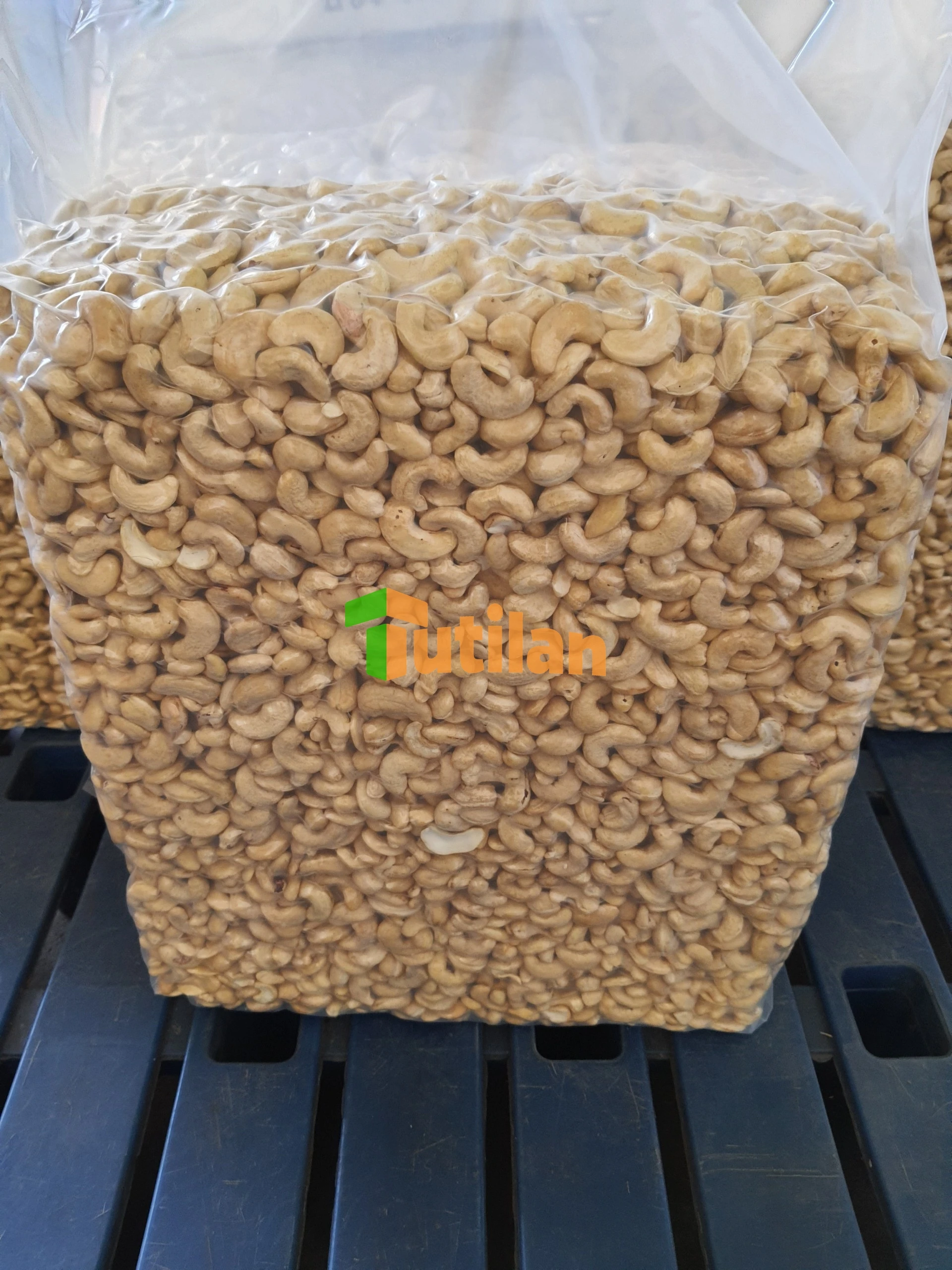 Good Quality Cashew Nut Bulk Cashews W320 Cashew Nuts Prices Offered Dried Fruits Nuts