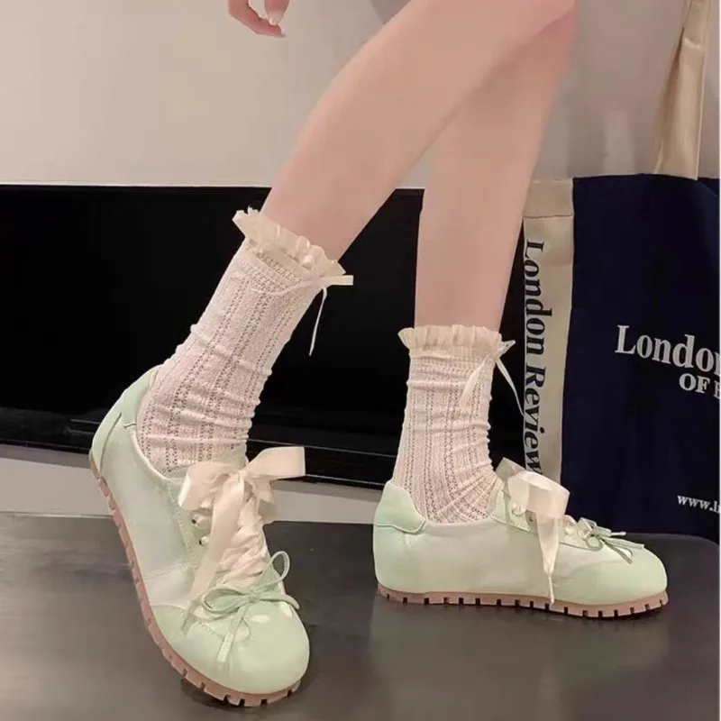 New Design Custom Logo Ladies Casual Sneakers Ballet Style Lace Up Light Weight PU Leather Women Flat Sneakers