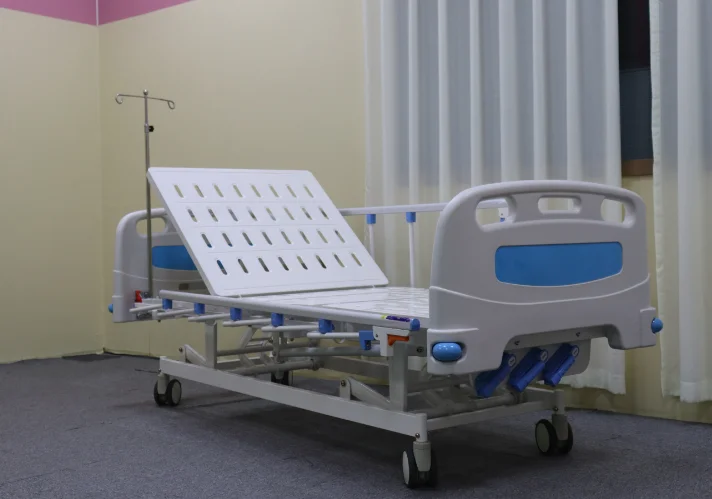 3 Crank Functions Manual Hospital Bed Hospital Room Hospital Furniture for Patient