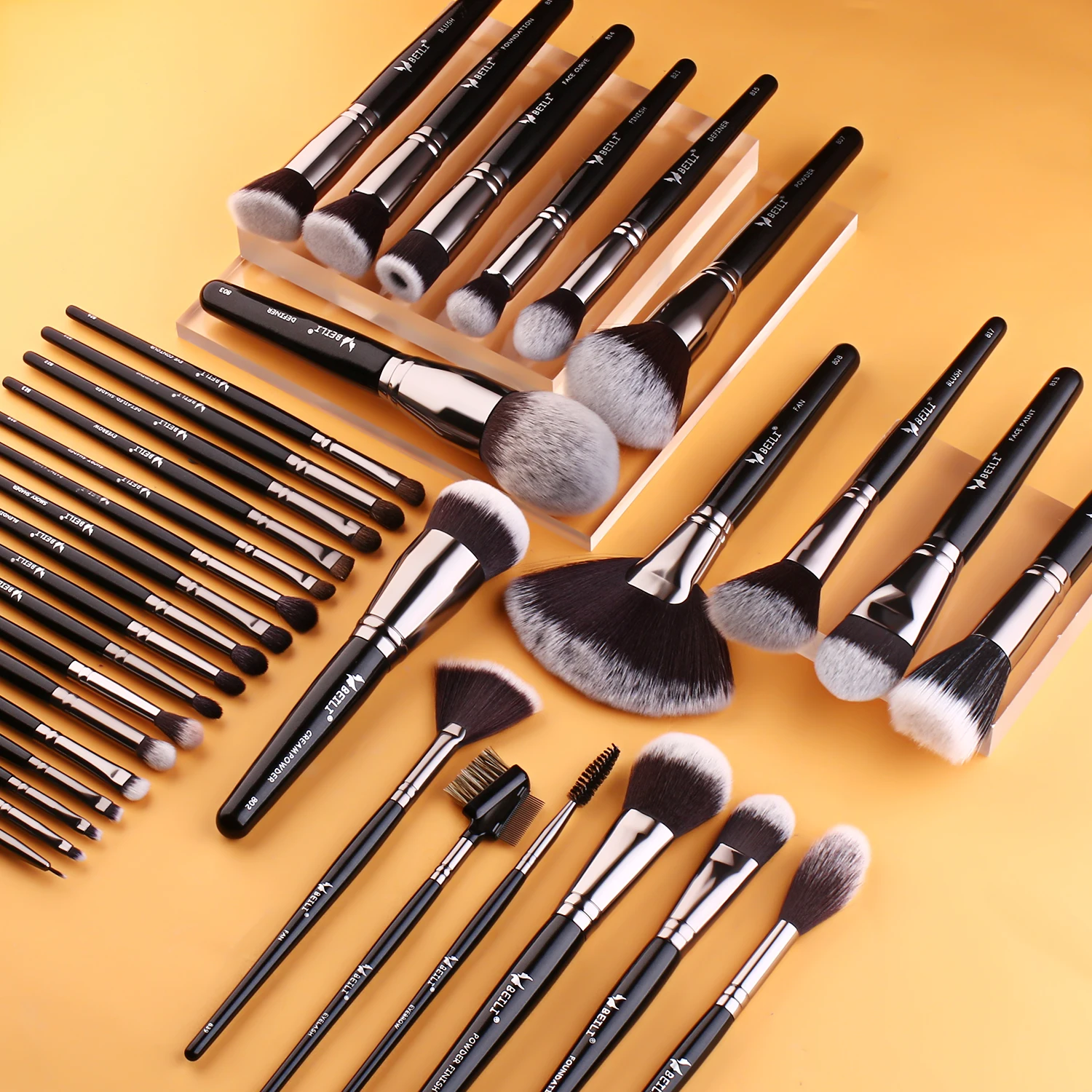 Professional 35pcs Black Natural Makeup Brushes Soft Foundation Powder Liner Face and Eye Tools Set Kits with Private Label Box