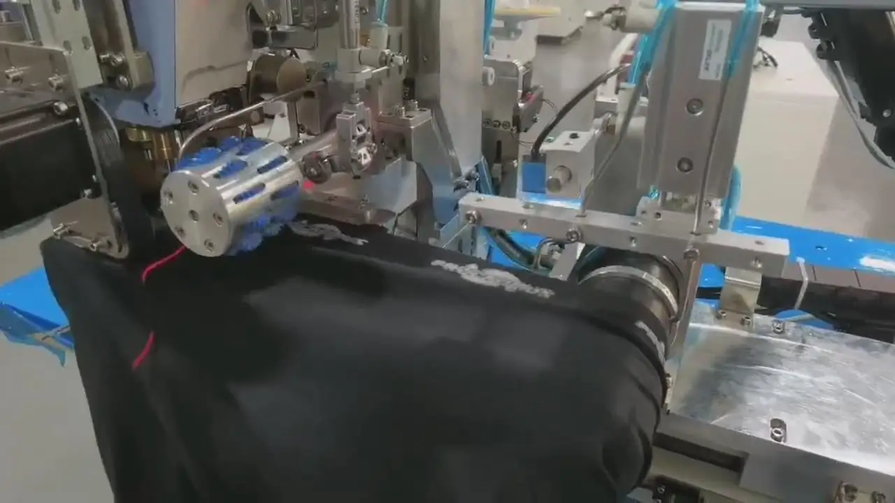 QY-375ZD automatic rubber band trouser head machine. Open underwear waist rubber band sewing machine
