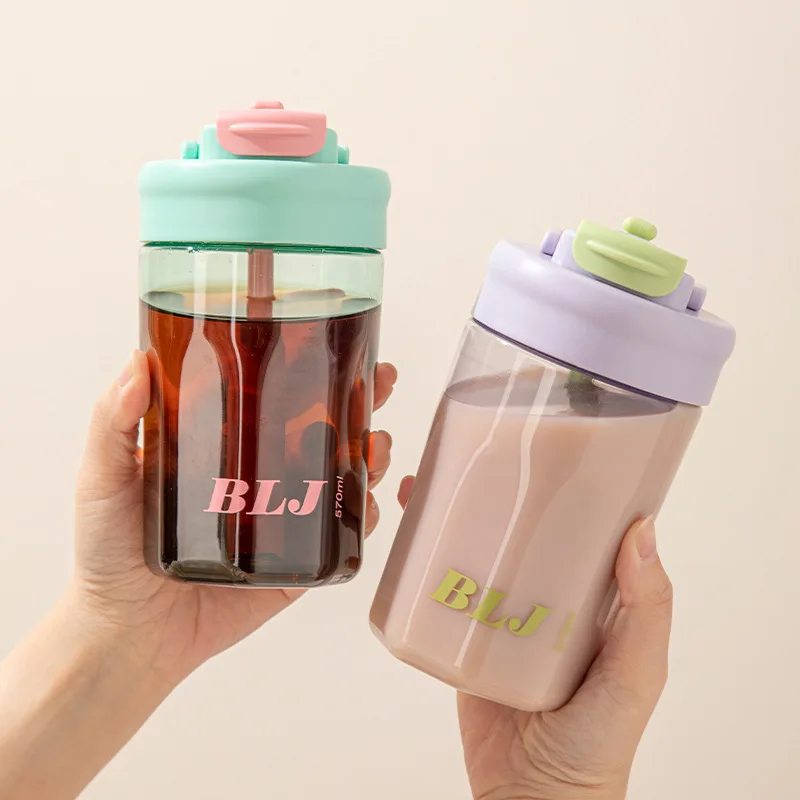 BIOCROiRE Designer 500ml/700ml Leakproof Reusable Coffee Cup Portable Plastic Bottle Water BPA Free Tumbler With Lid