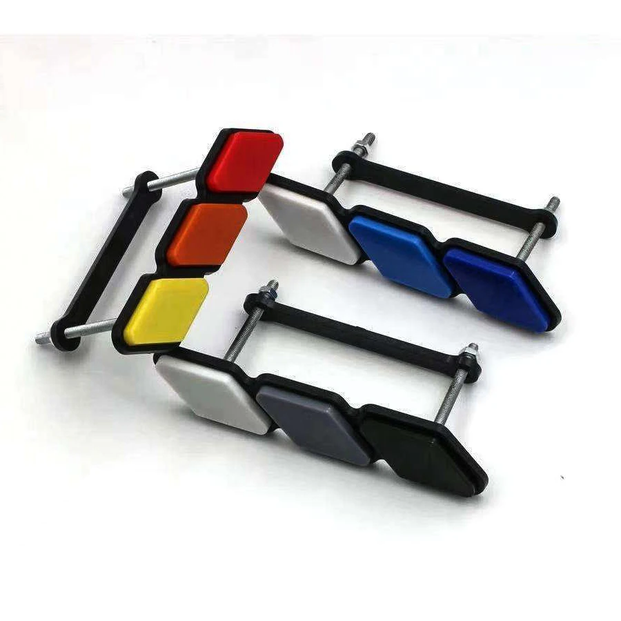 Wholesaler Hot Sale Fit Any Mesh Grille Car Decoration Auto Parts Acrylic 3 Colors Grill Badge Emblems For TOYOTA Tacoma