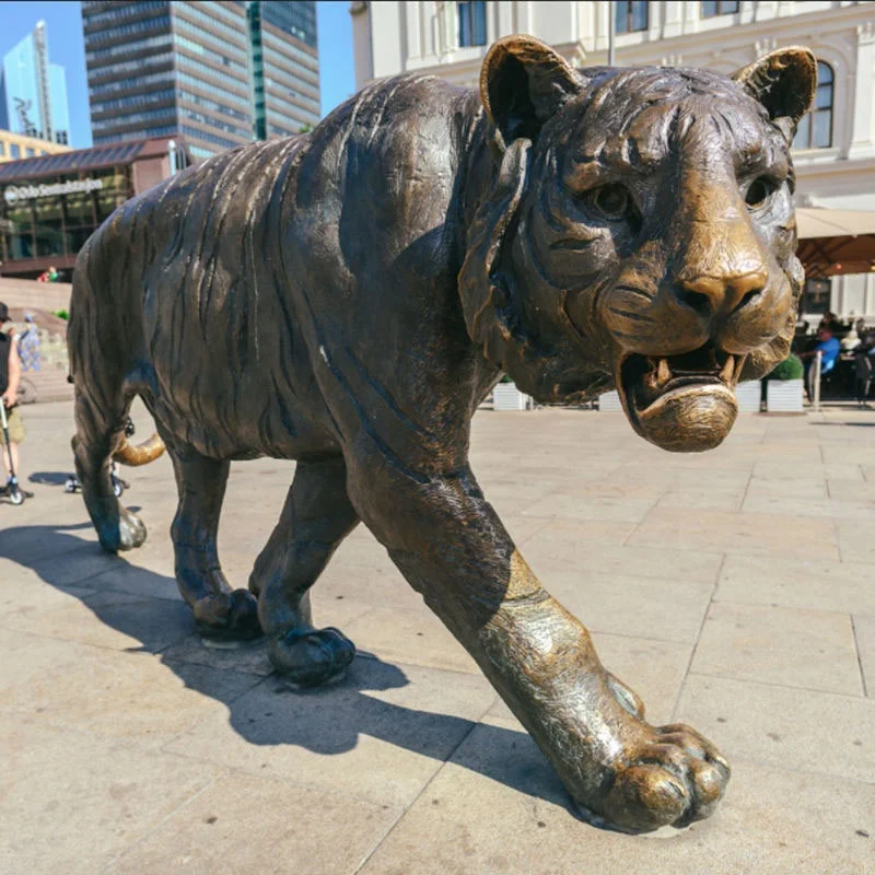 Бронзовая статуя в натуральную величину тигра и леопарда на заказ металлическая школьная Декоративная скульптура тему аниме латунная модель
