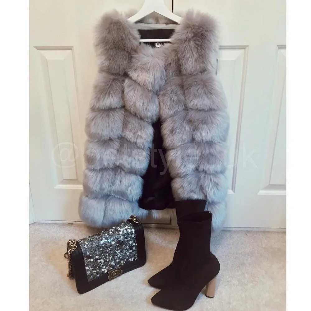 
2021 Wholesale winter faux fox Gilet factory price overlap gilet winter faux fur vest 