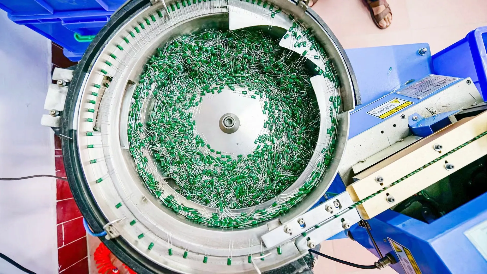 Polyester film capacitor CL11 2J222J polyester capacitor