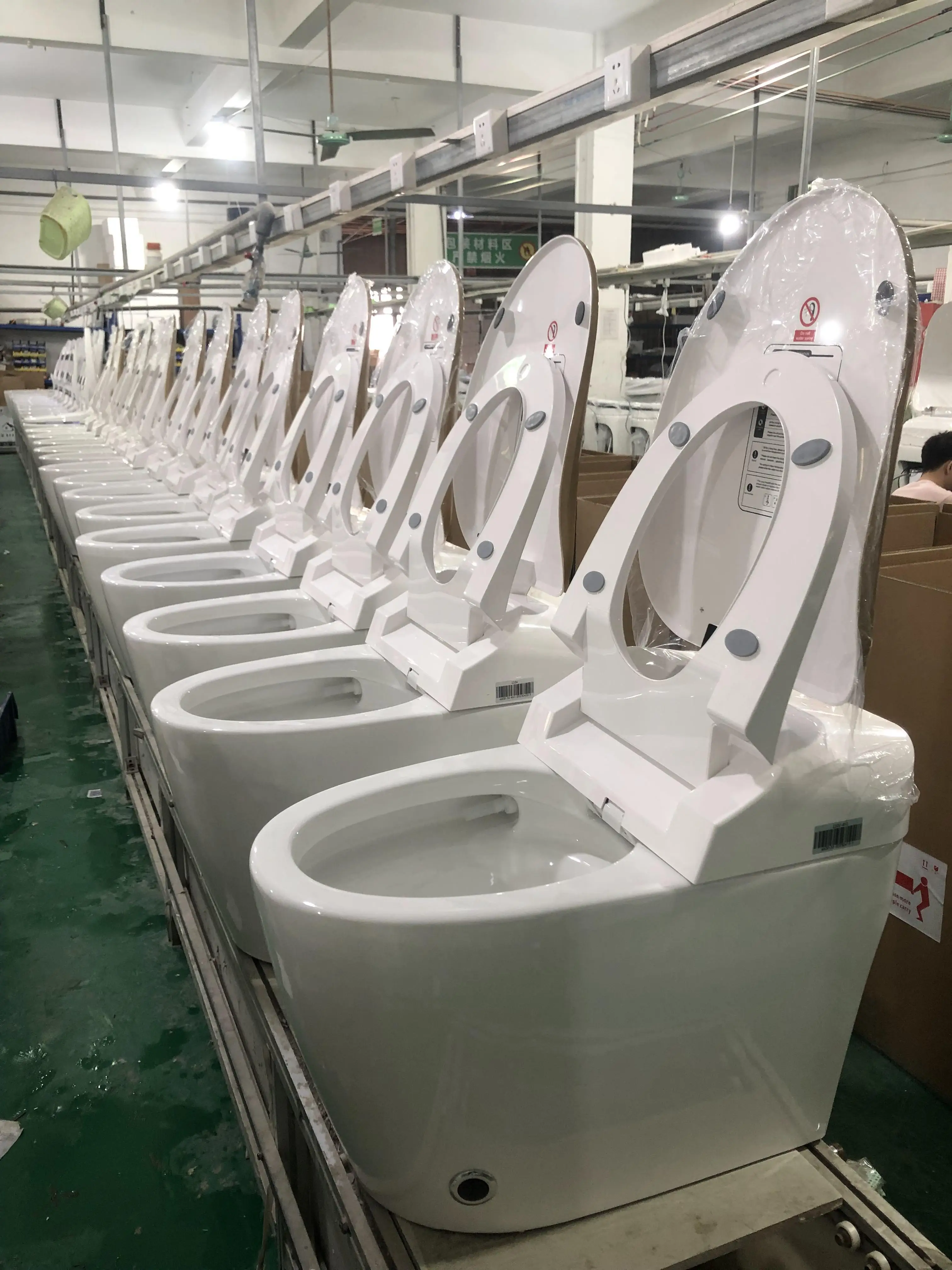 Abs Material Soft Closing Seat Automatic Deodorization Smart Toilet Color In Gray