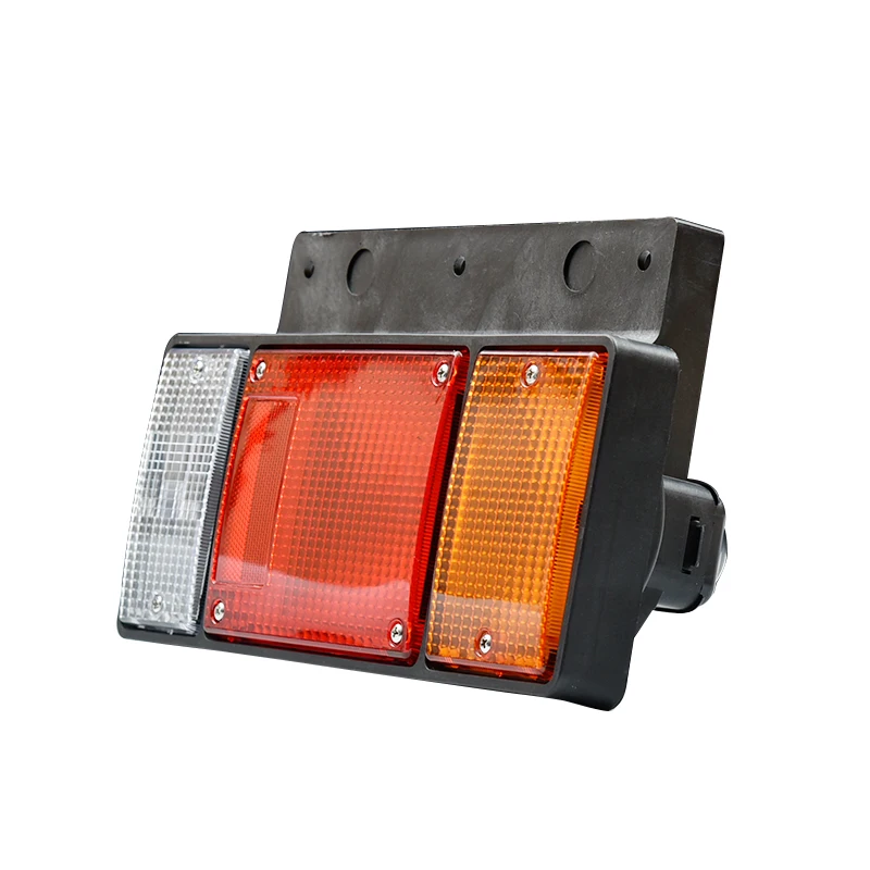 
8-94257420-2 8-94257419-0 FOR ISUZU 600P / NPR71 NKR71 (04-05) Auto Car tail lamp tail light 