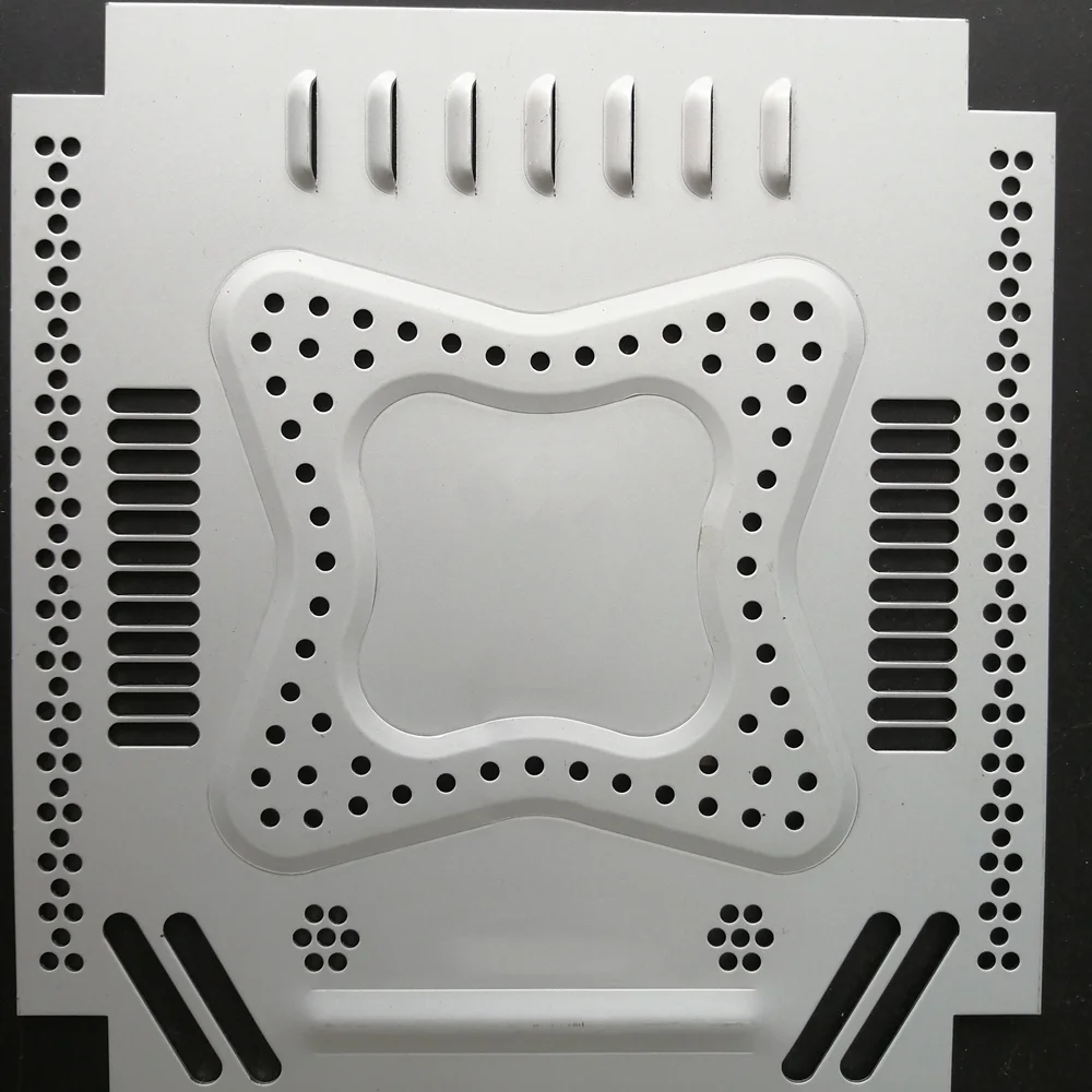 Poinconneuse a Tourelle/CNC Turret Punching Machine