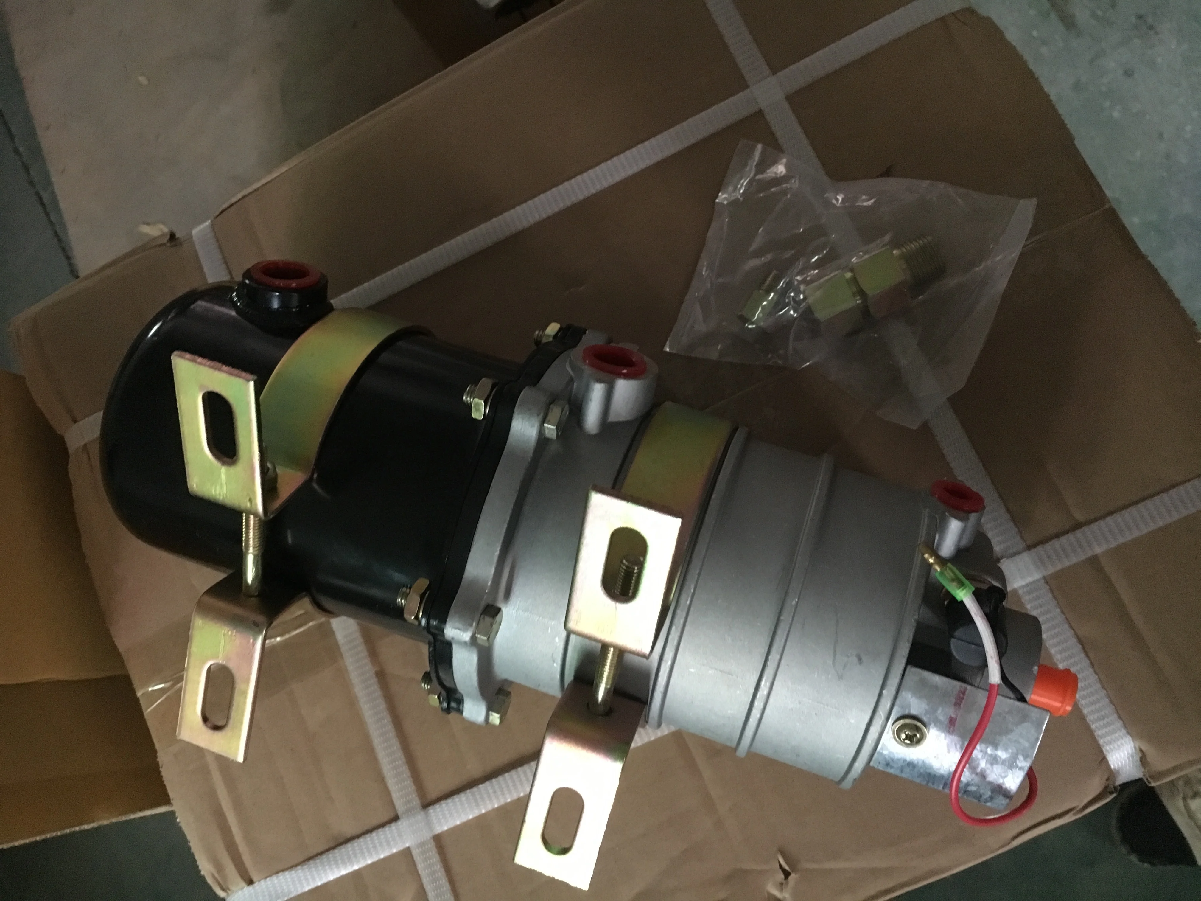 DR-31 / DR31 Air Dryer Assy for mitsubishi fuso FV415 oem MC837497 MC862244