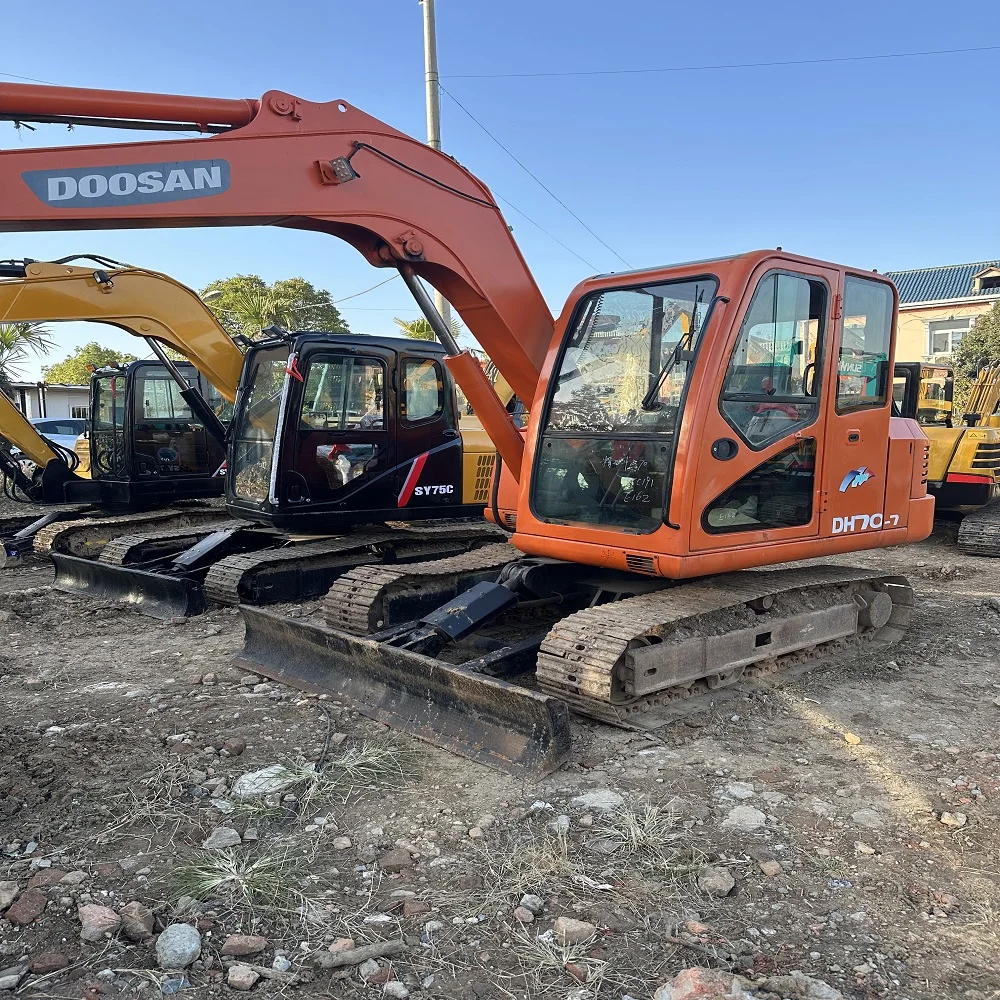 Мини-экскаватор 7ton Doosan DH70 второй ручной экскаватор небольшой б/у