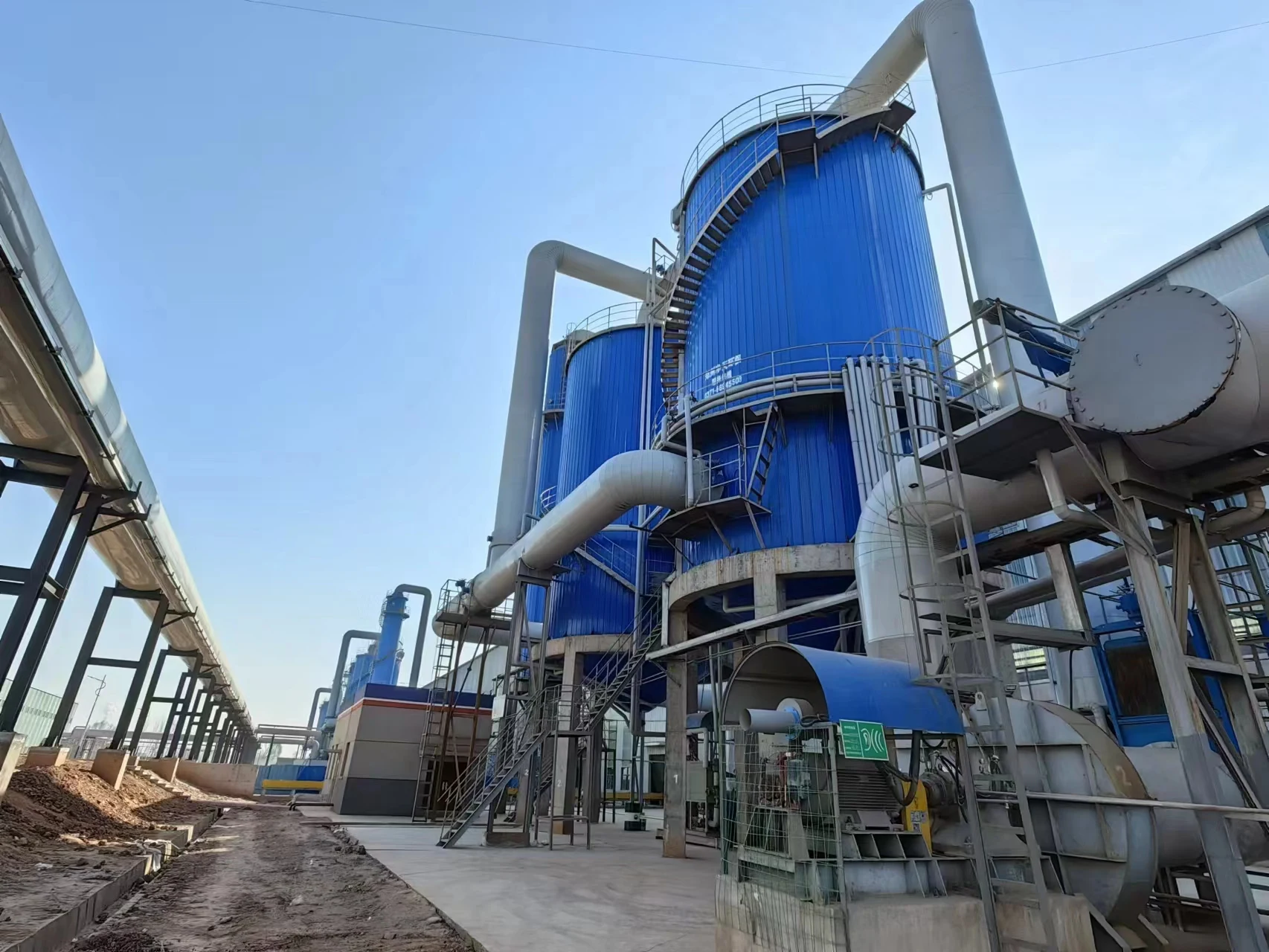 Electric industrial asphalt fume collection system