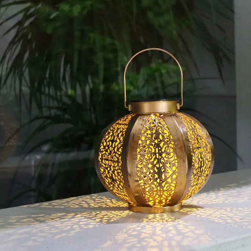 Outdoor Hanging Retro Solar Lantern With Handle