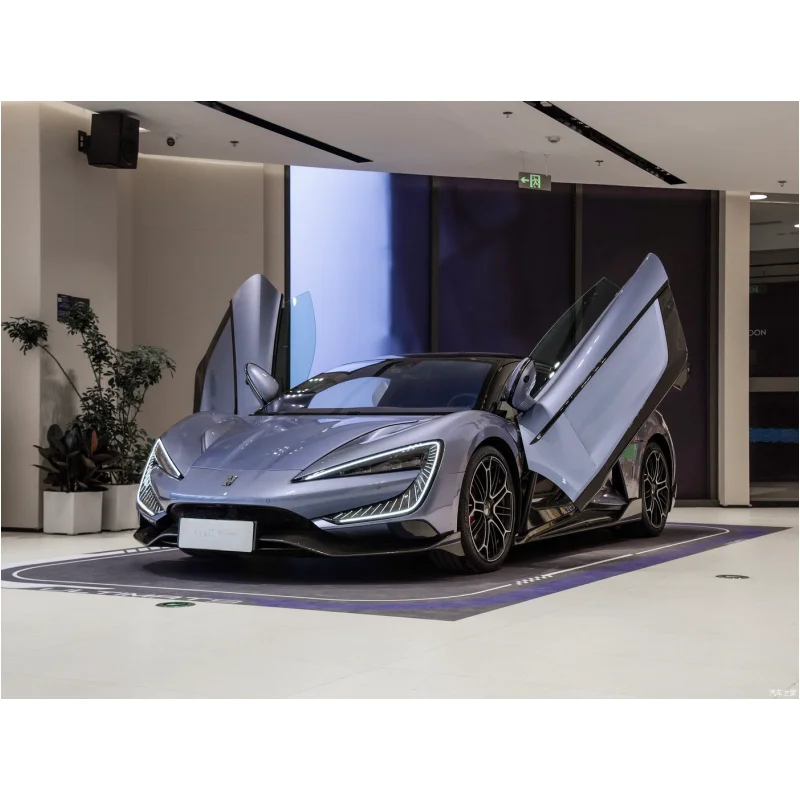 Высокоскоростной электрический спортивный автомобиль 2024 новейших моделей yang wang U9 с чистым электрическим приводом для 450 км высокого качества