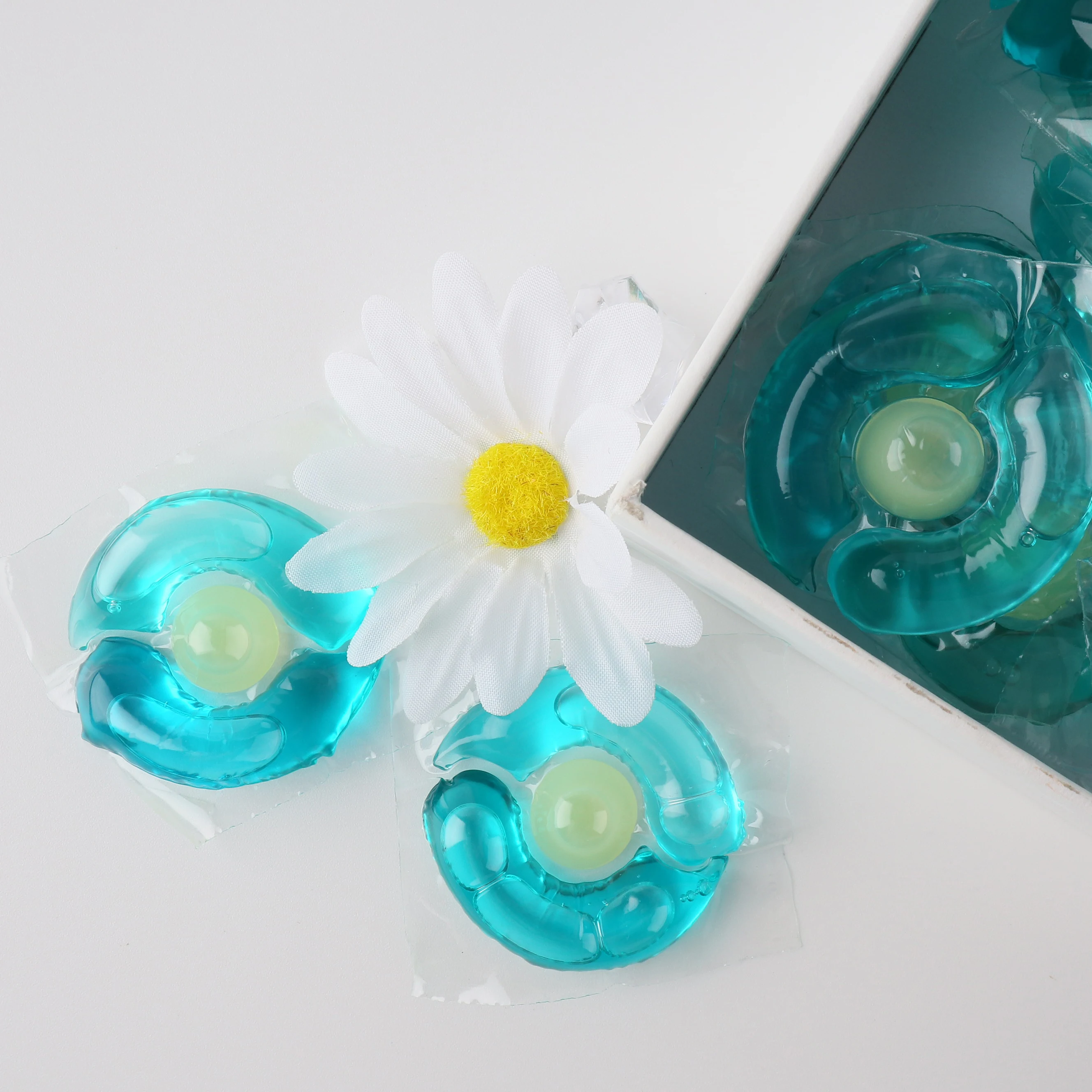 Best Price Liquid Laundry Detergent Anti Bacterial And Mites Fresh Scent Laundry Pods 3in1 Washing Pods