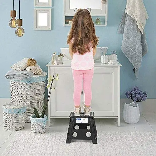 
2021 Popular Customized High Strength Foot Stool Portable Kids Plastic Foldable Step Stool 