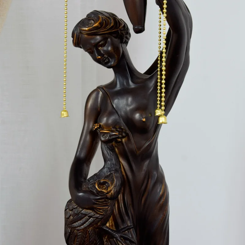 
Room Decorating Light Victorian European-Style Creative Luxury Hotel Wrought Iron Table Lamp Vintage Tiffany-Style Tiffany Lamps 