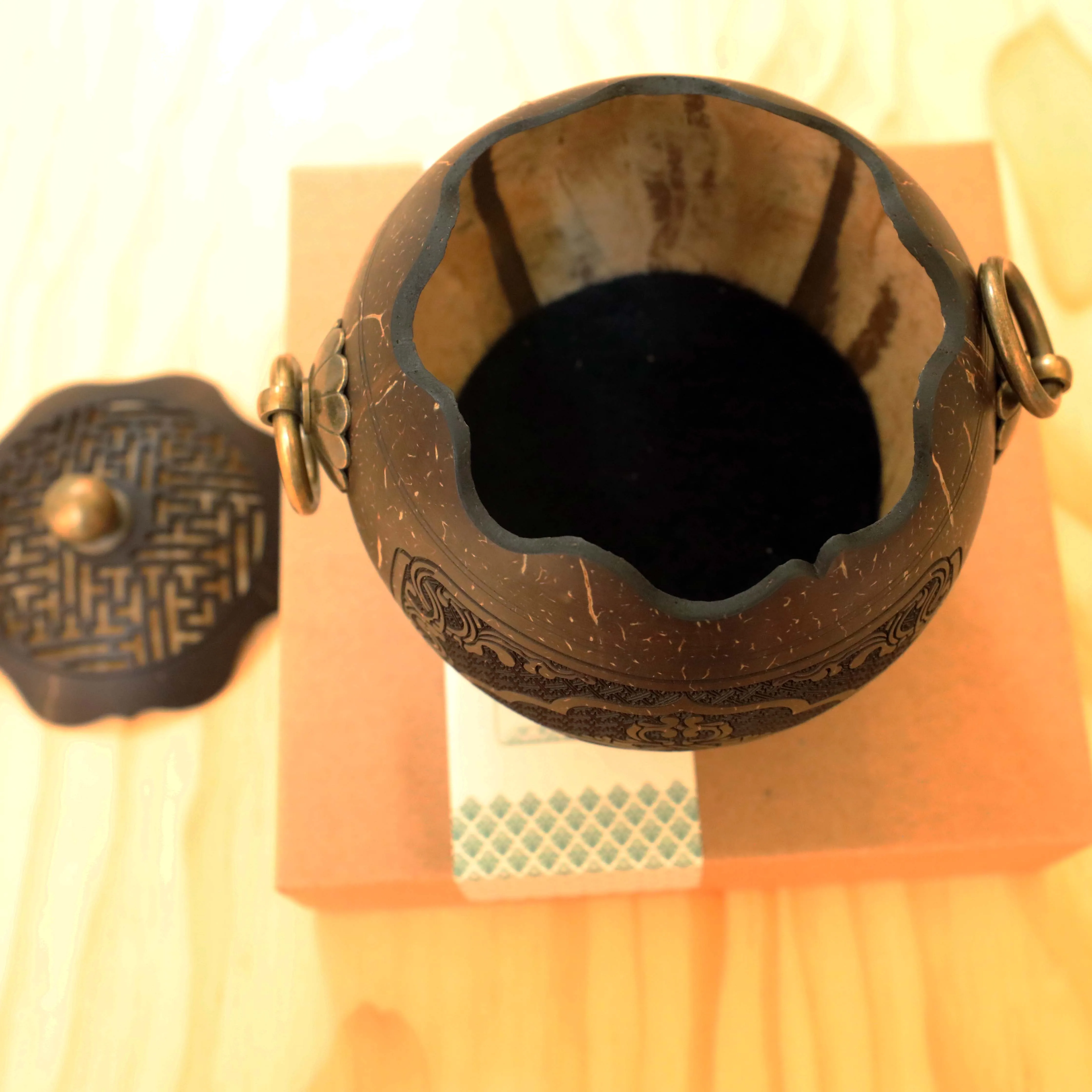 Unique Style Orthodox Censer Handmade Eco-friendly Wood Incense Burner with Metal Holders for Coil Incense