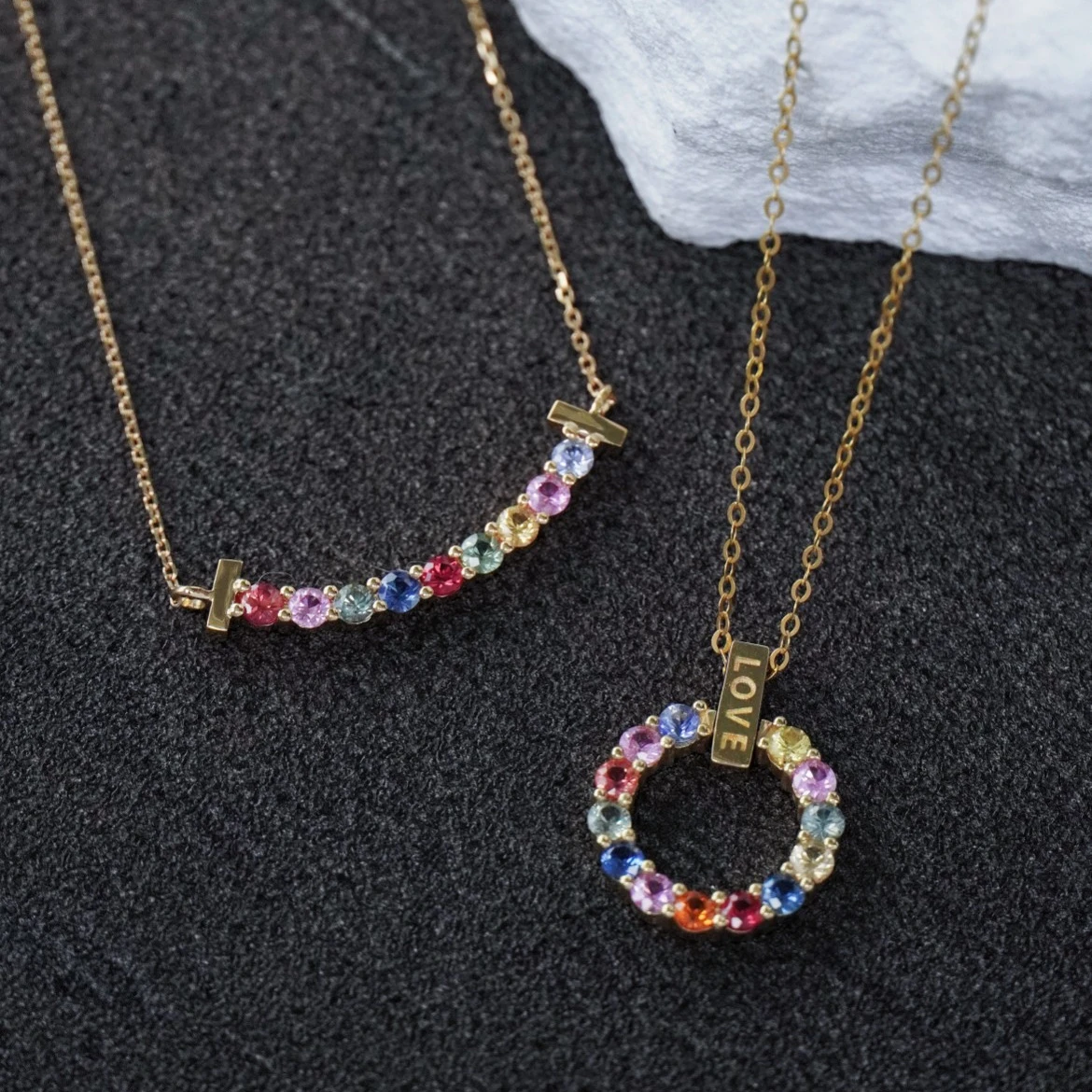 Brilliant Color Natural Muti-color Rainbow Sapphire 18k Genuine Gold Smile Necklace