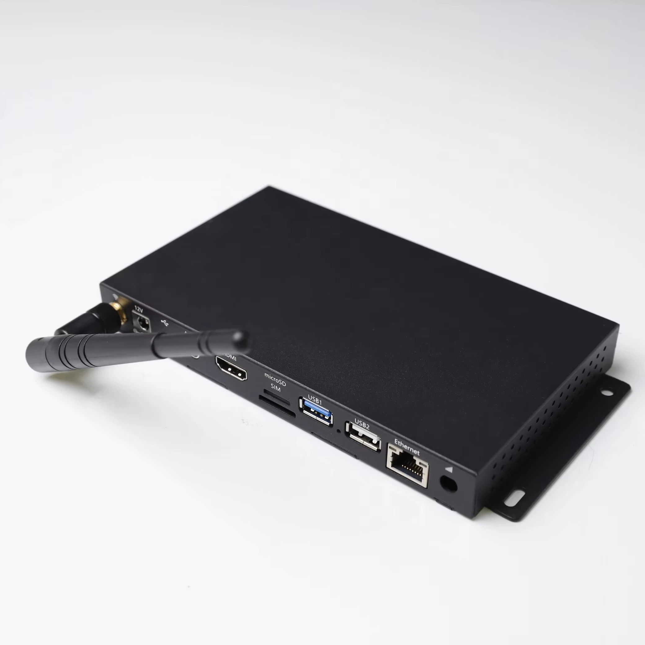Mini HD WiFi BT Ethernet RK3399 Six-core Commercial Metal House Signage Payer Box For Medical Instrument Testing Equipment
