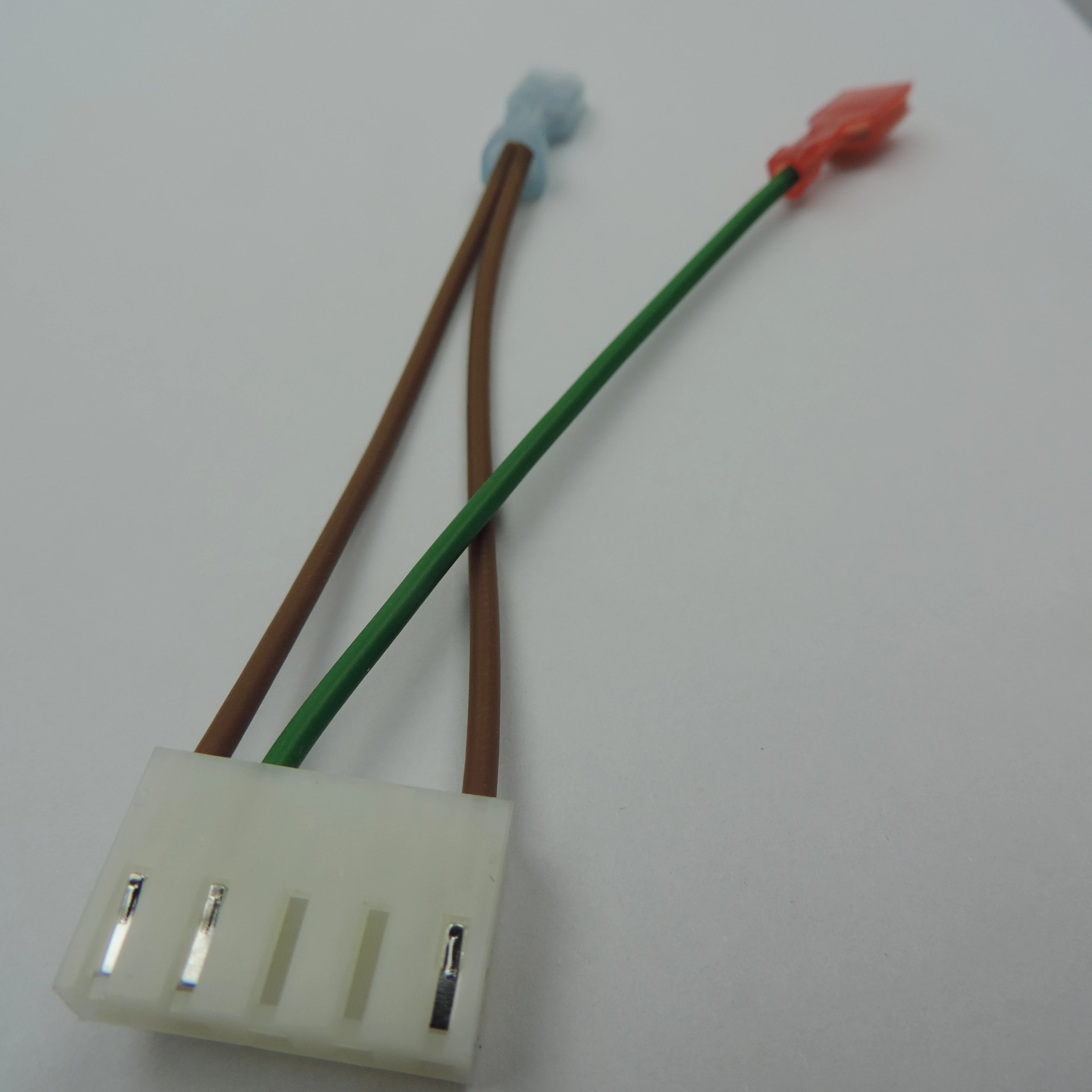 manufacturer China manufacturer  00-10-01-1054 5 pin connector Custom Wire Harness 13cm Cable Assembly Terminal Wiring Harness