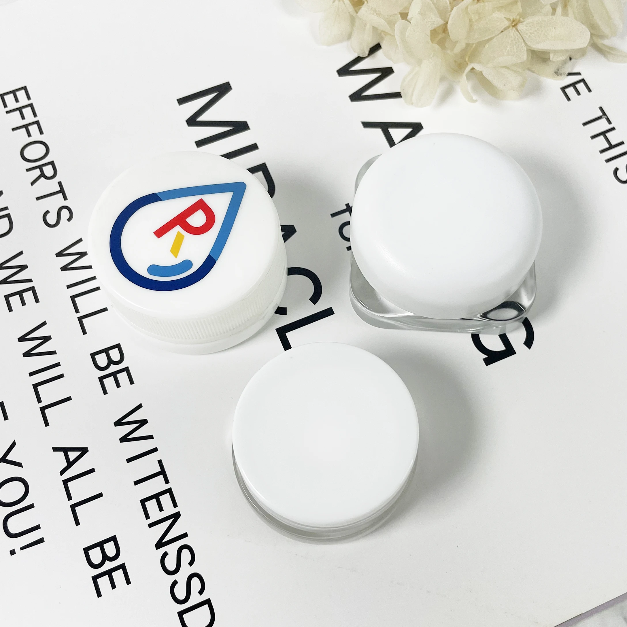 Маленькая стеклянная банка 3 мл, 5 мл, стеклянная банка для масла с черными/белыми крышками