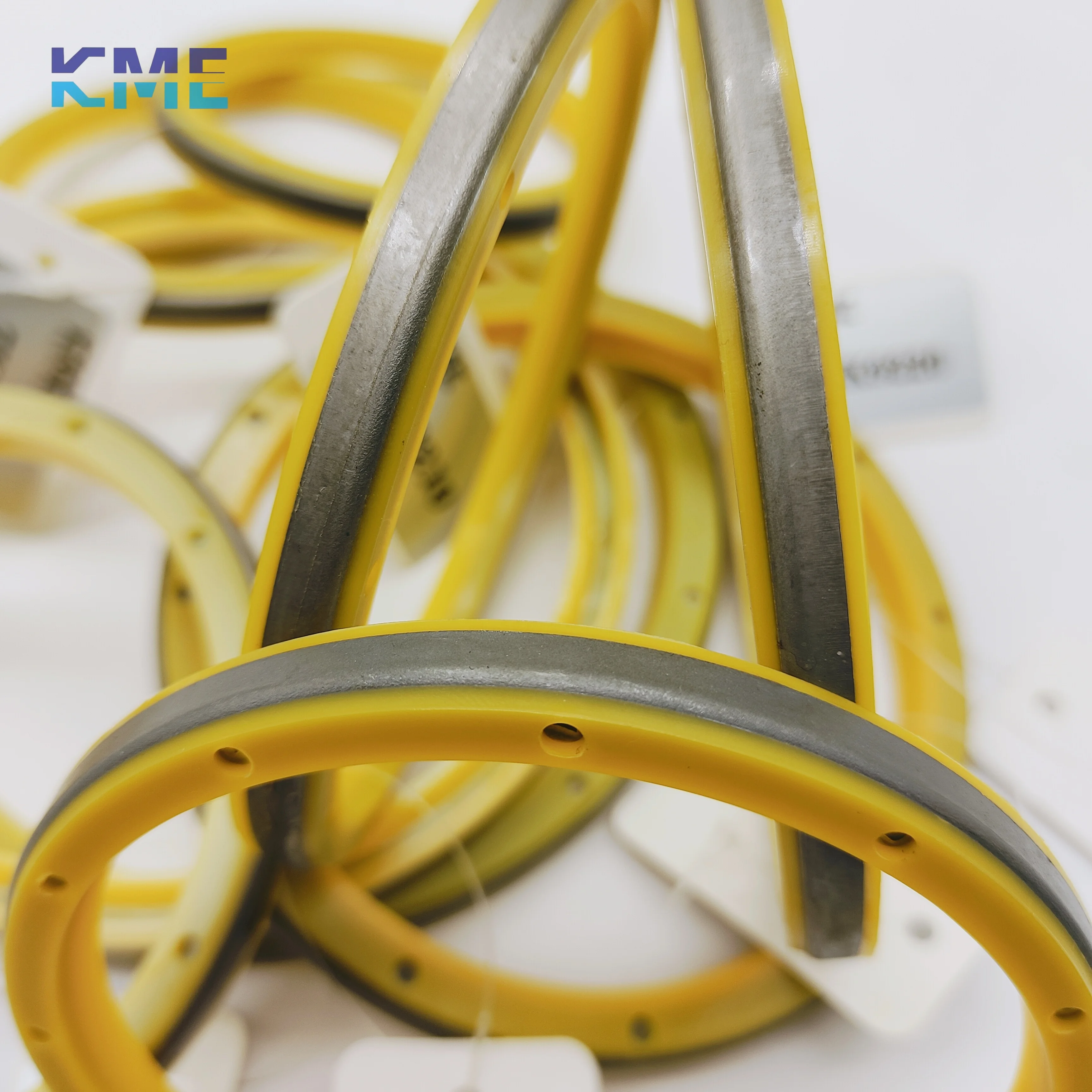 KME Lip type bucket shaft seal Durable 7K9210 7K9211 7K9212 7K9213 7K9214 7K9215 7K9216 7K9217 7K9218 Hydraulic Seal