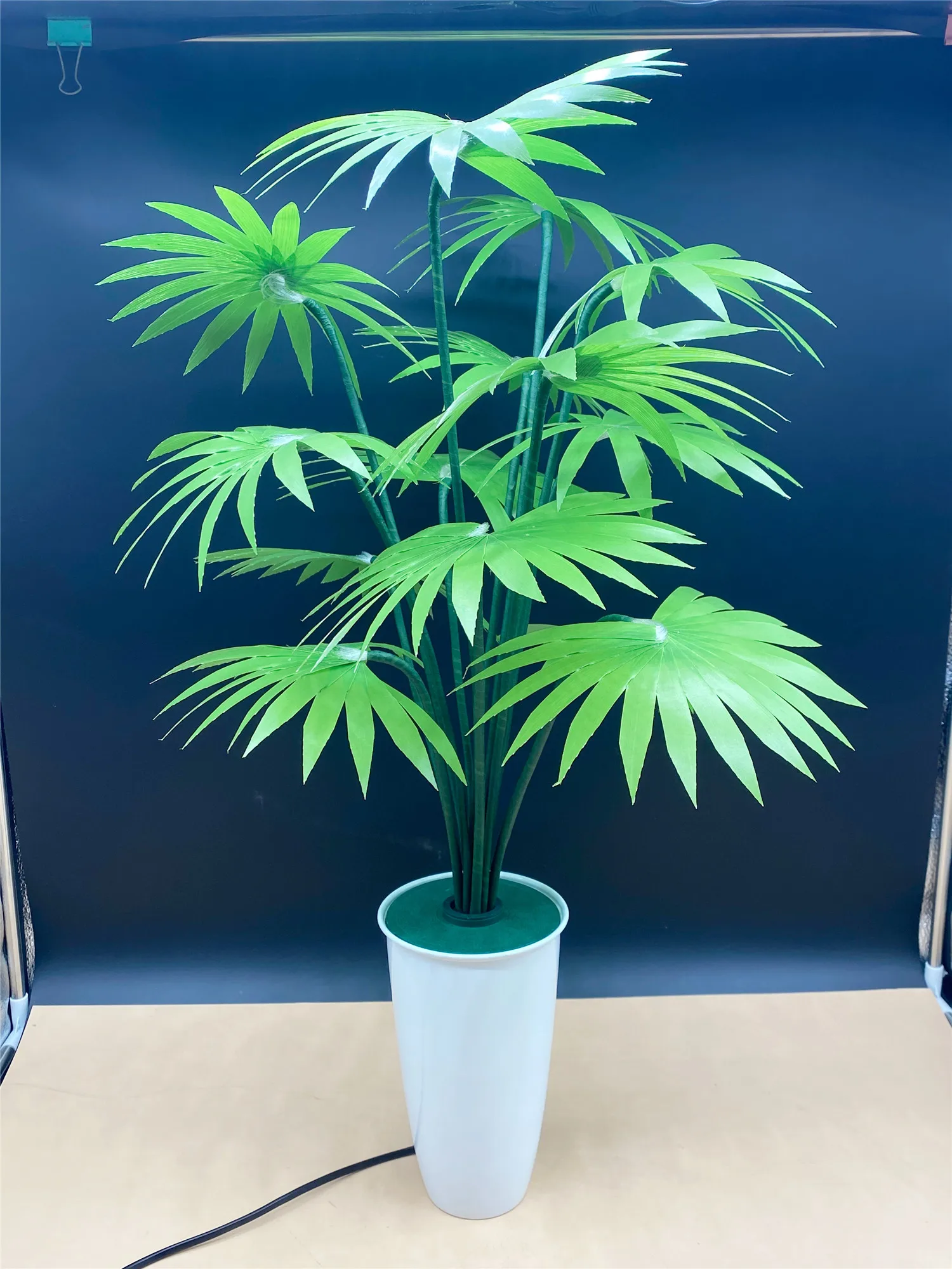 
2021 Newest Premium Decoration Fiber Optic Artificial Palm Tree with LED RGB light Home Office Oranment 