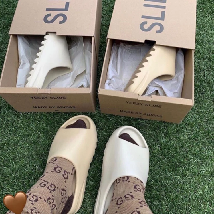 
2021 Brand Name Women Sandal Yeezy Slides Women Flat Platform Sandals Women Yeezy Slides 