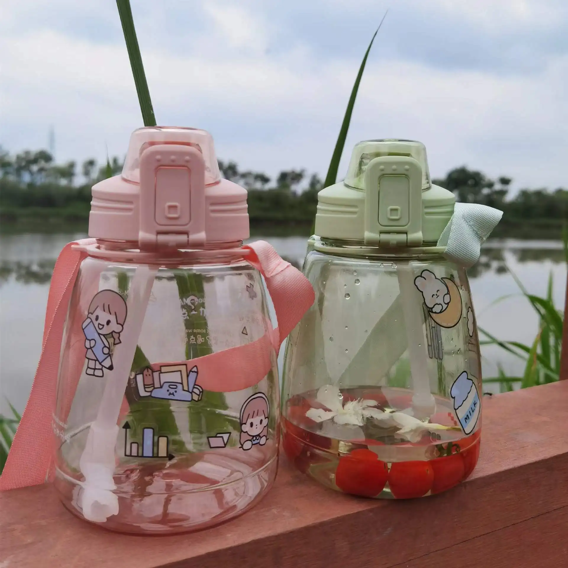 Water Bottle With Straw Drinkware Large Capacity 1100ml Sport Plastic Cups Cute Portable Insulated Child Gourd