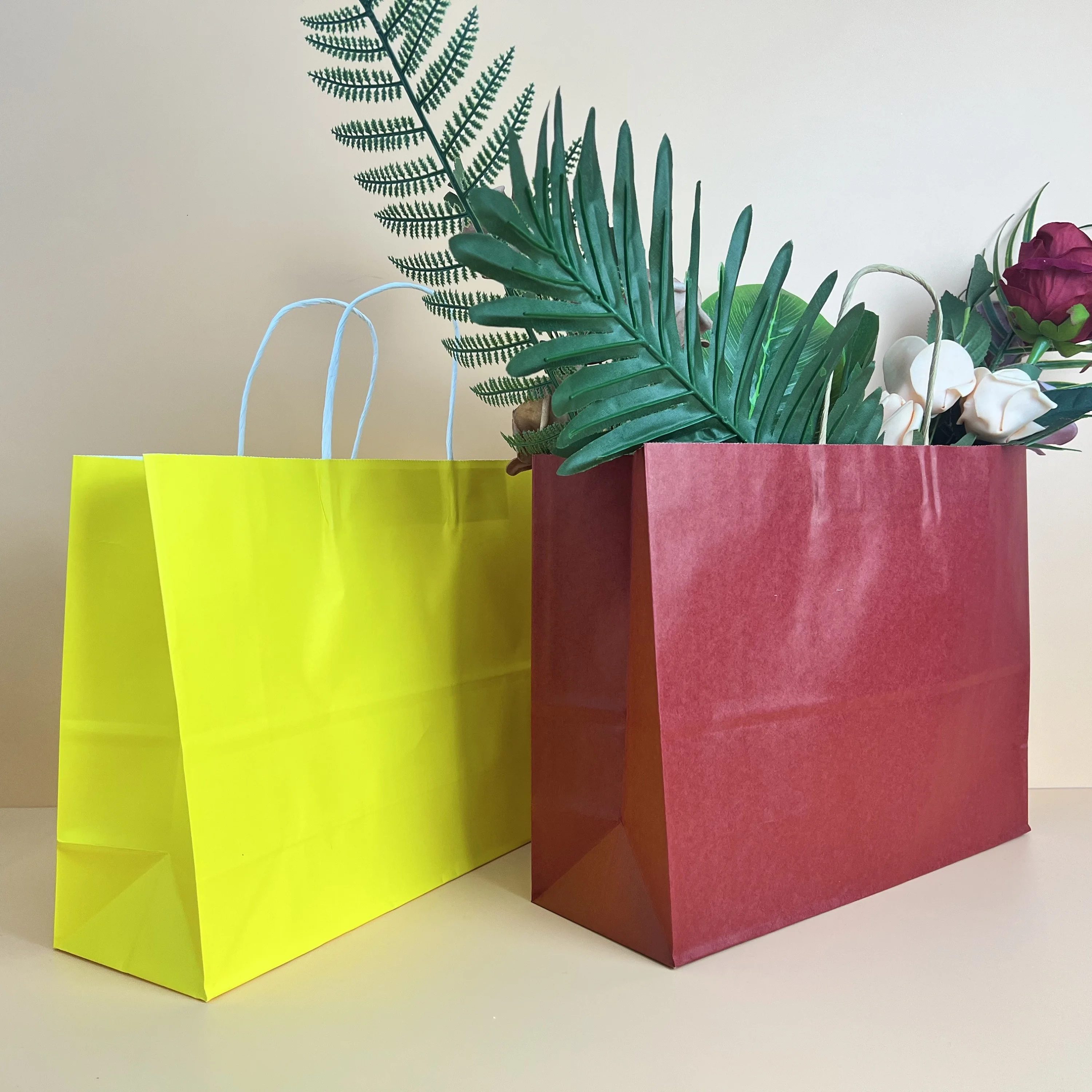 red luxury gift paper bag with handel for food and gift and shopping size 320mm*110mm*250mm