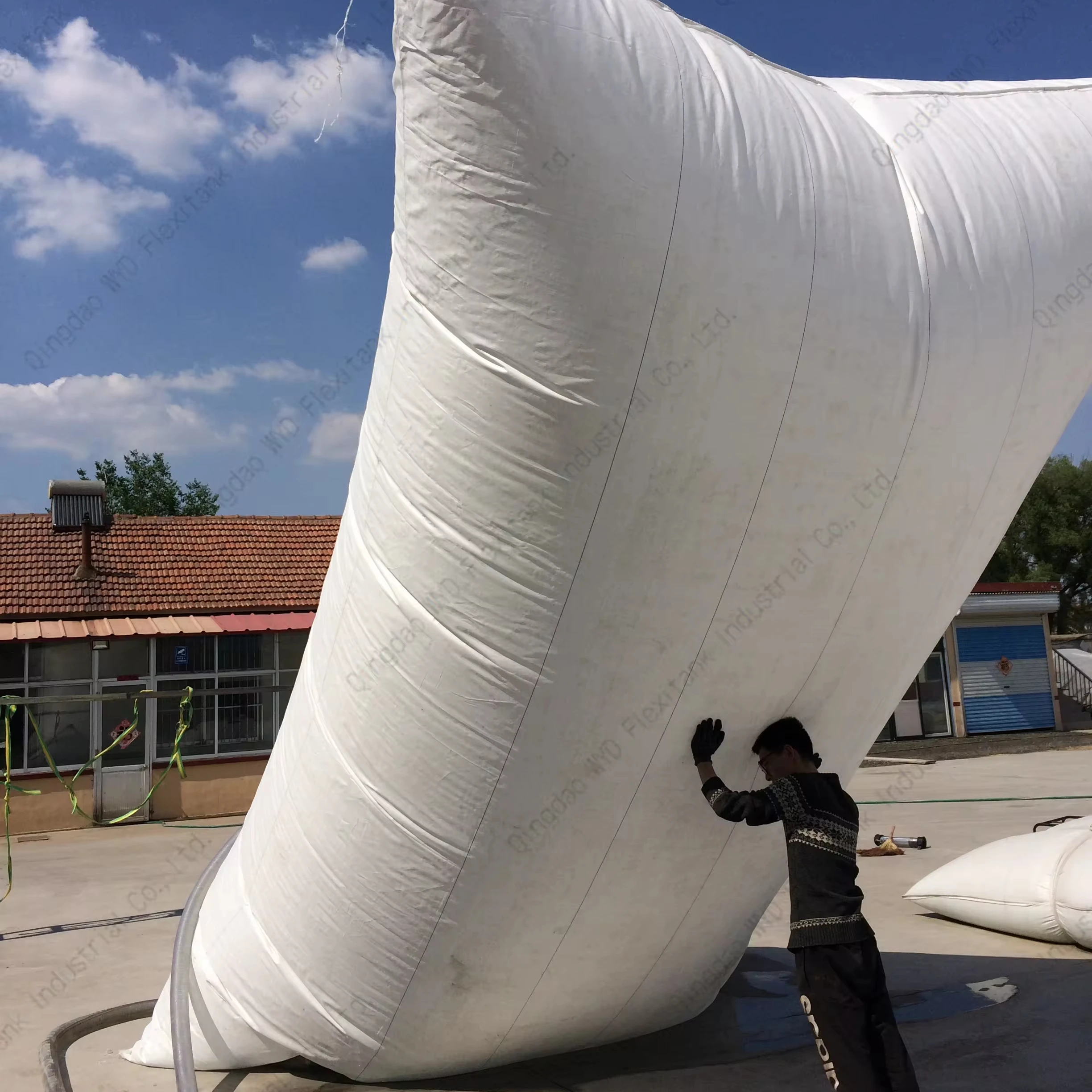 Factory wholesale 24000liter 20 mt Bulk Liquid Wine Cooking Oil Flexitank in 20FT Container