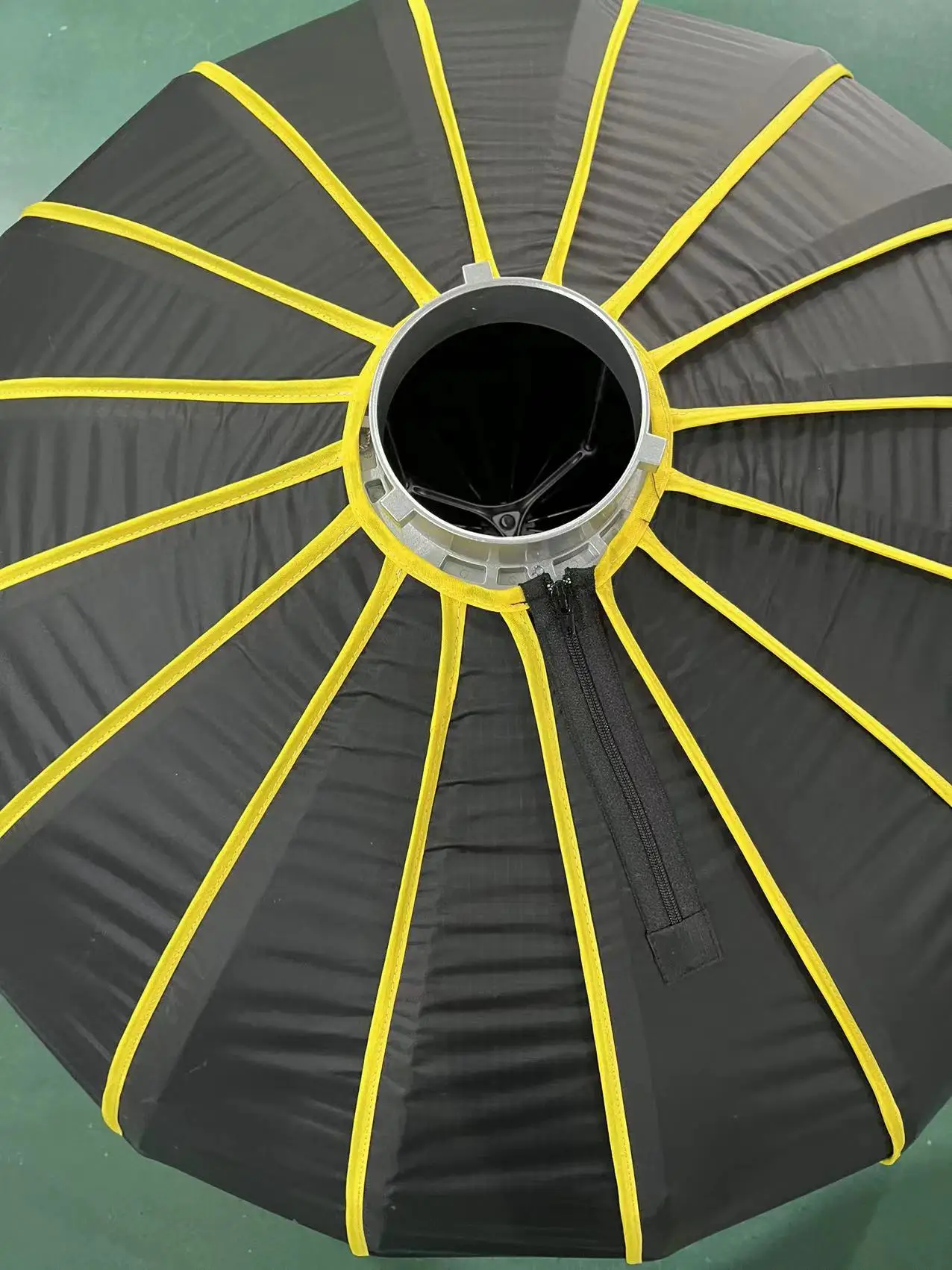 Portable 105 CM Easy Lock Collapsible Silver Beauty Dish Diffuser Speedbox Quick Folding Softbox With Bowens Mount For Studio