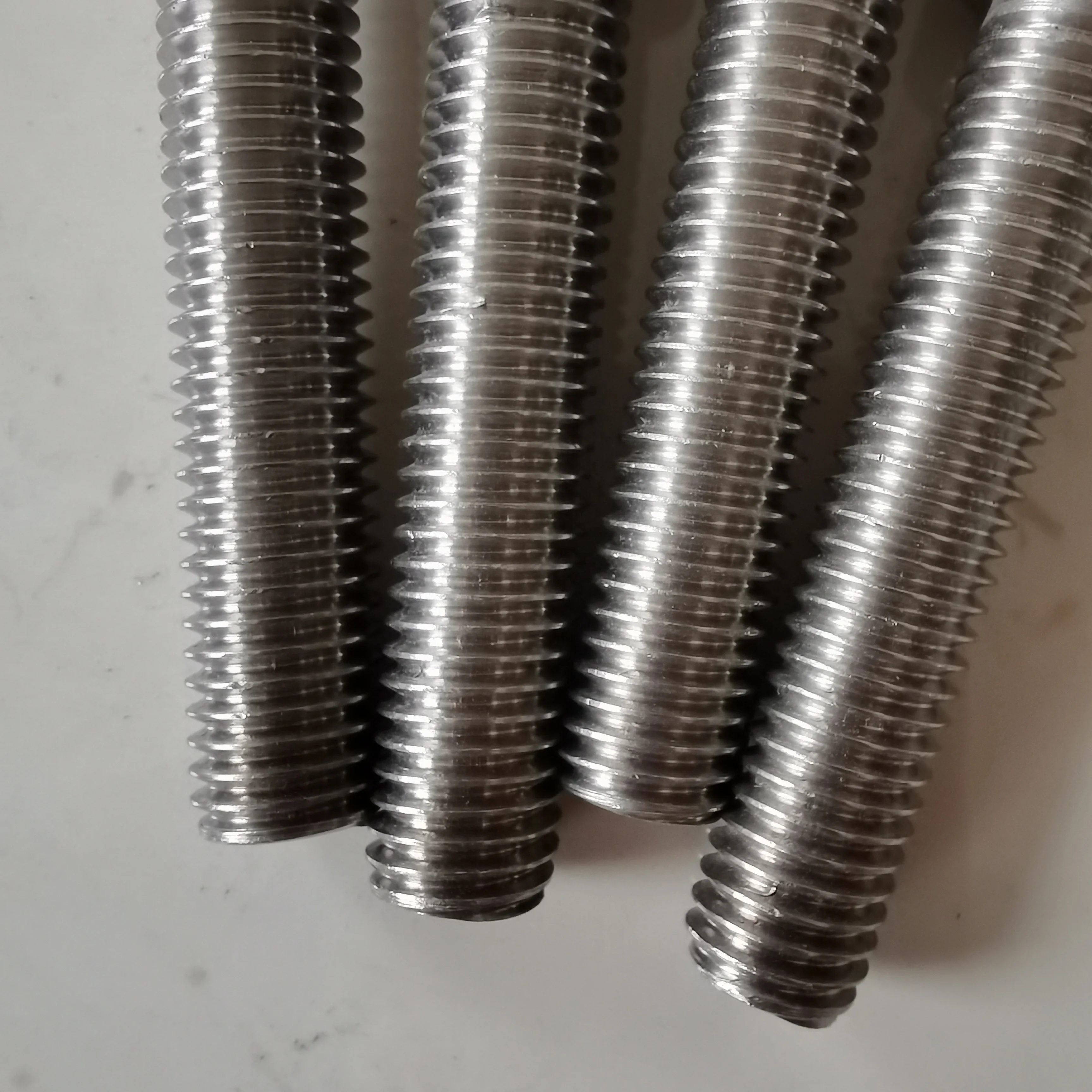 ASME  ISO  DIN   SOCKET HEAD CAP SCREW  Inconel 718 UNS N07718 W.Nr.2.4668