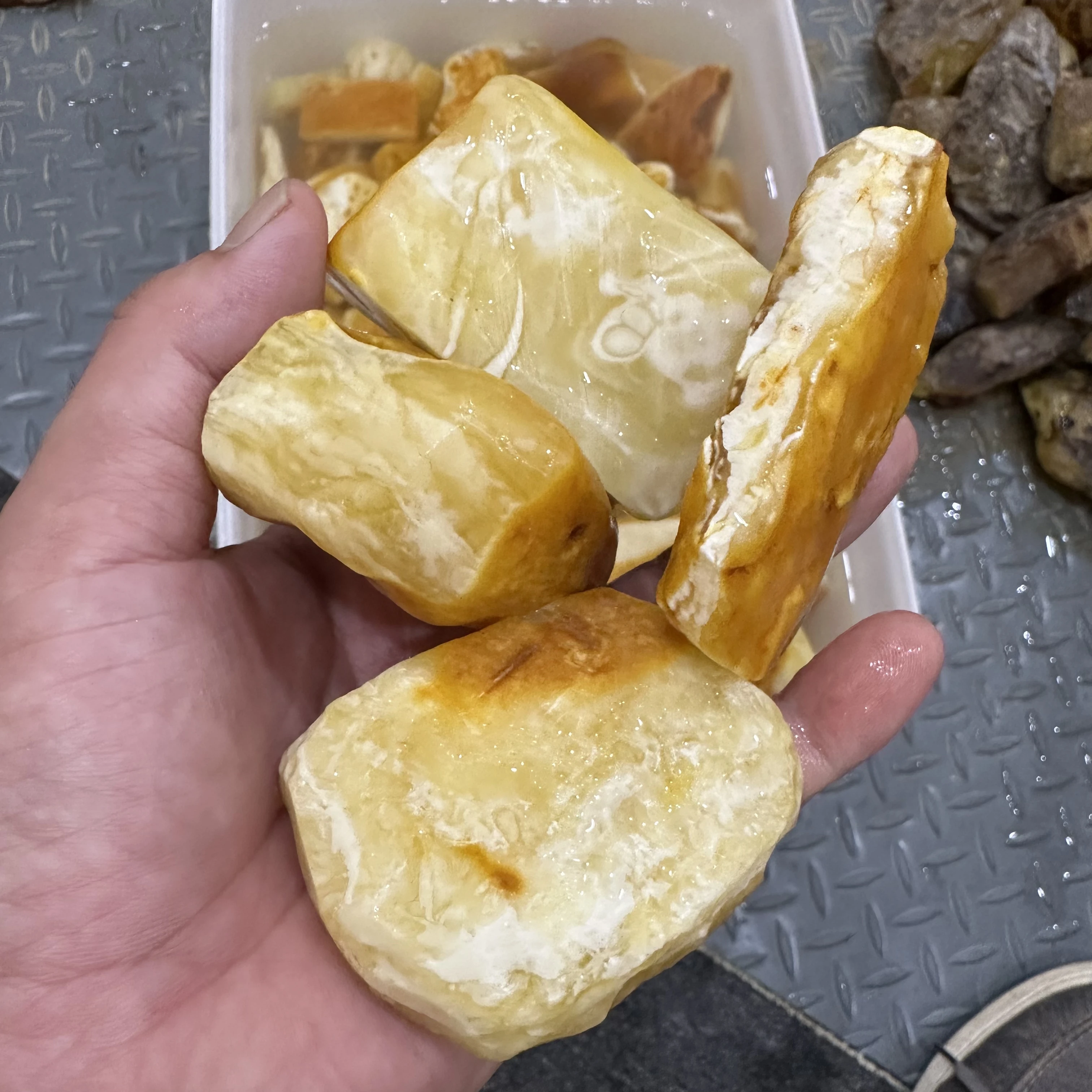 Amber Rough High quality Natural Stone Rock Raw 100% natural