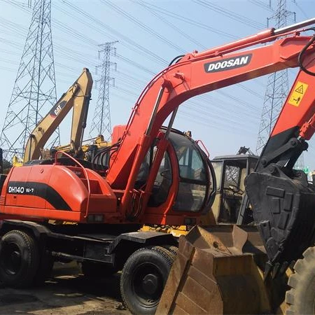 Распродажа гусеничный экскаватор doosan 140w-7 колесный на продажу