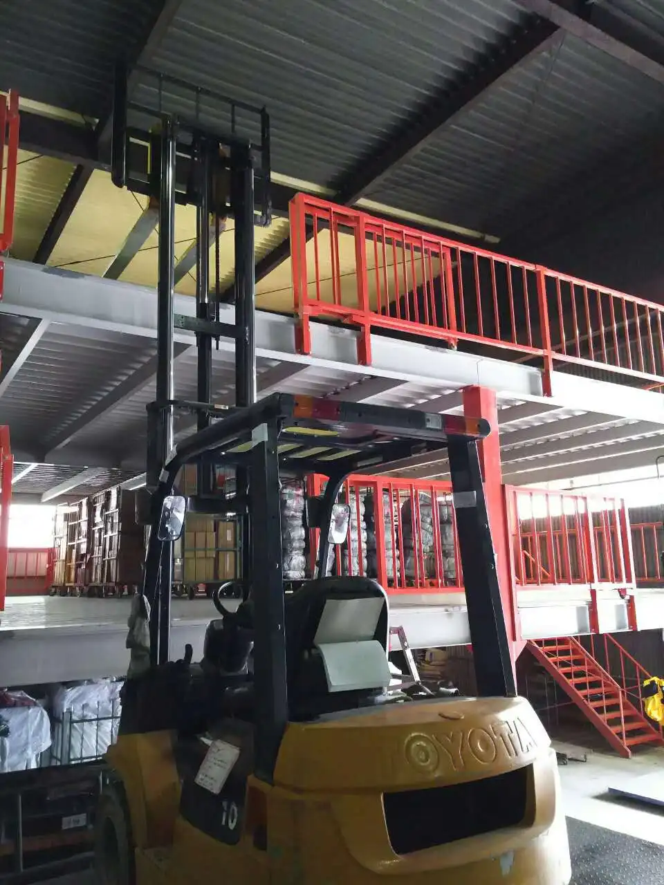 New Industrial Storage Rack System Metal Deck Floor Warehouse Mezzanine