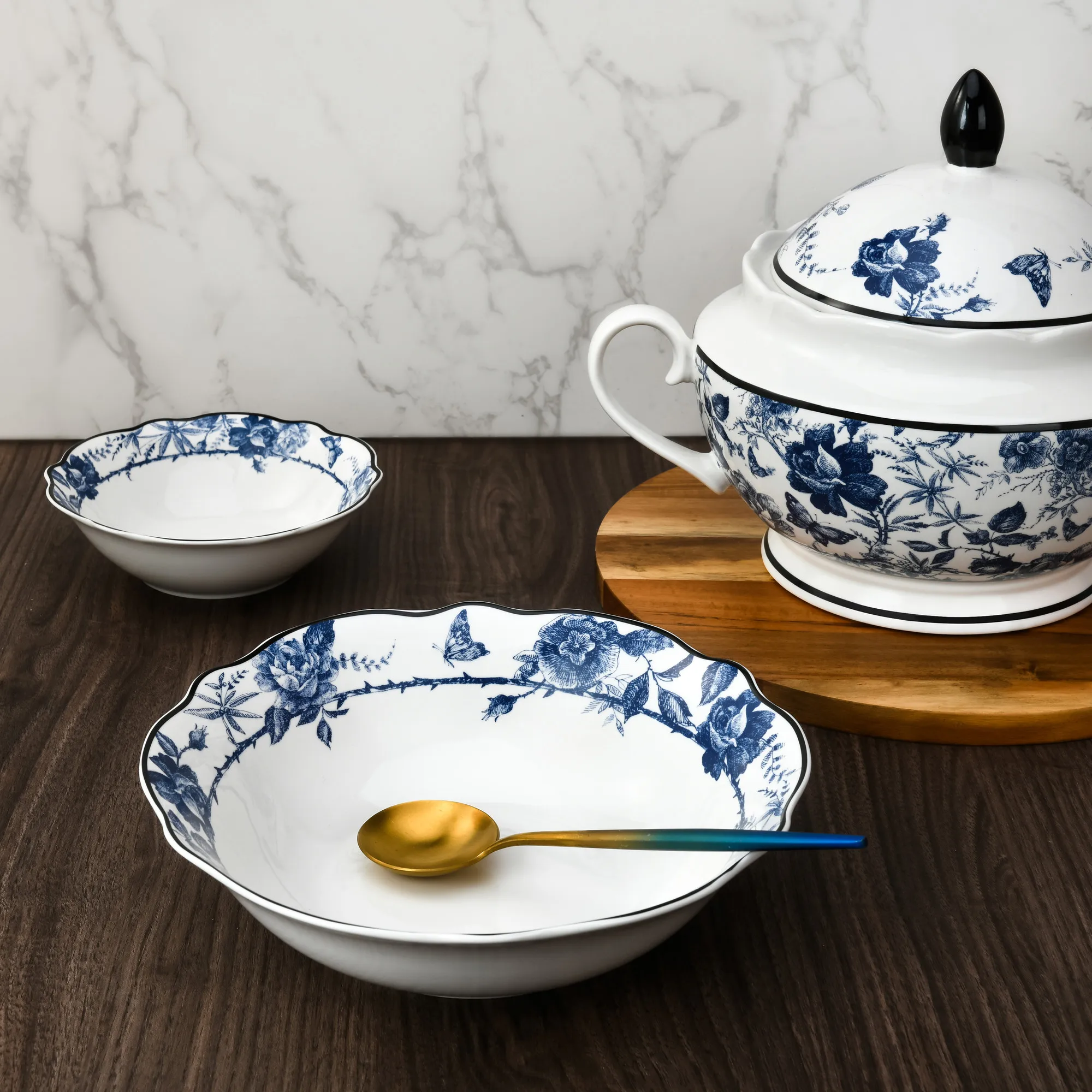 Chinese Flower Porcelain Dinnerware Set Dinner Plate Bone China Dinner Dishes Plate Sets Italian 16 pieces Dinnerware Set