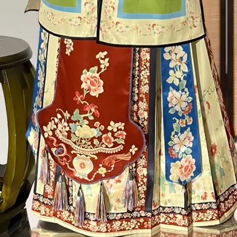 Hanfu women 2024 new Qing Han women horse skirt full set of Chinese style round collar