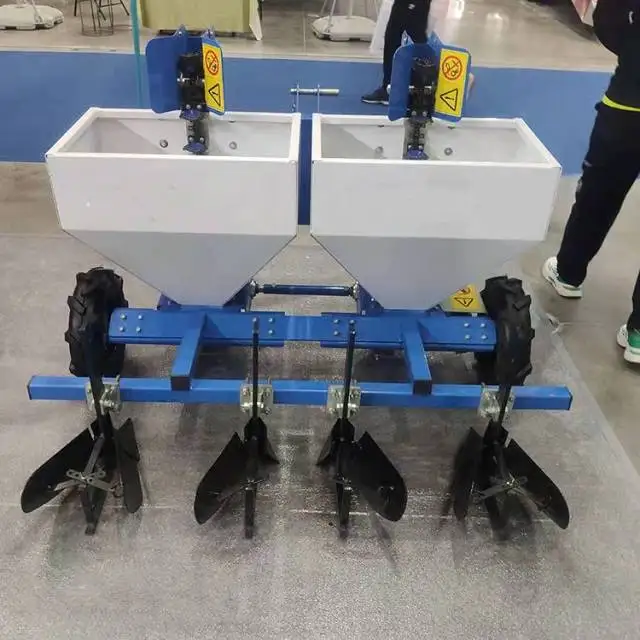 Double Rows Potato Planting Machine