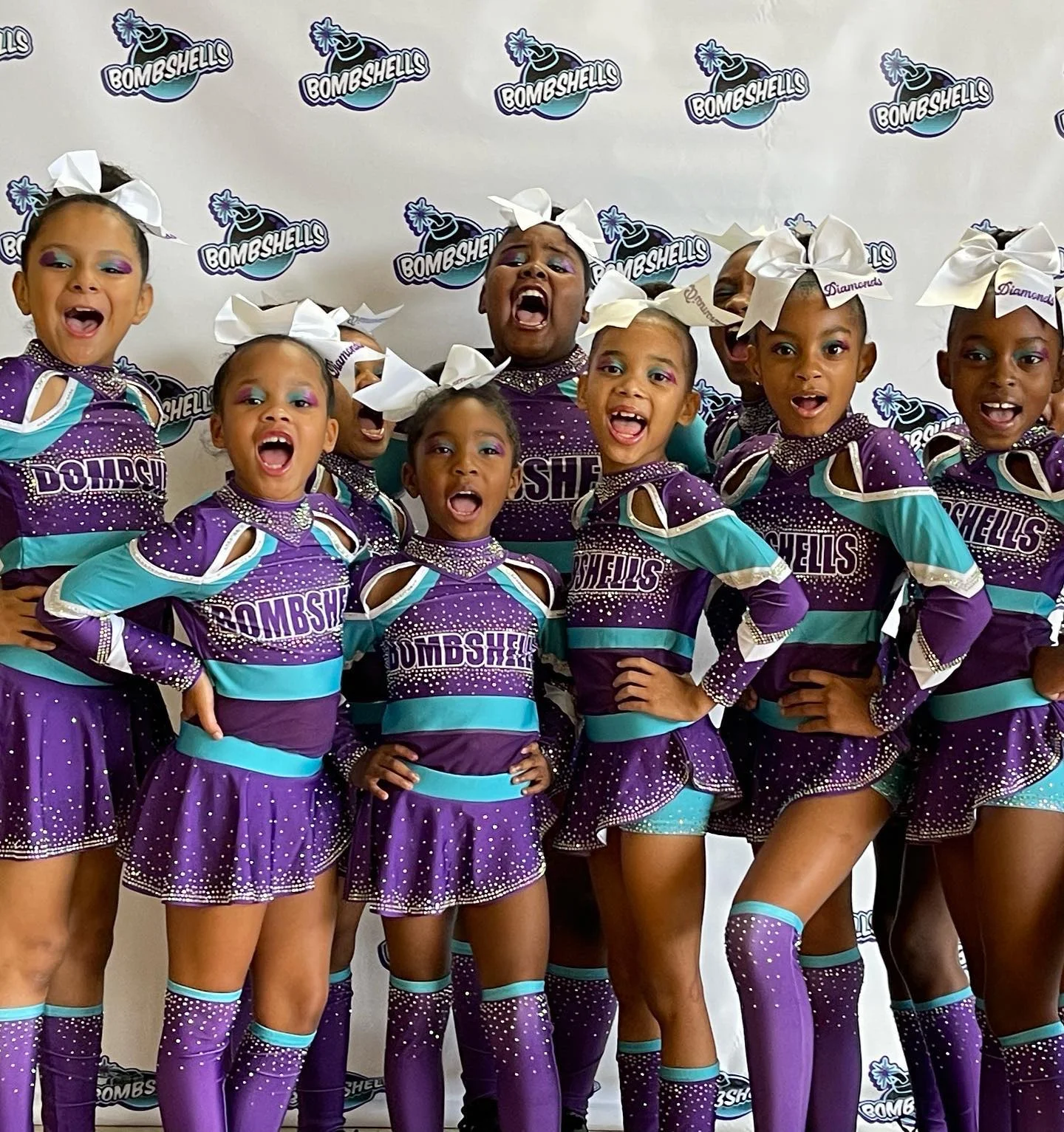 Rhinestone cheerleading uniforms spandex two piece women cheer Practice uniform