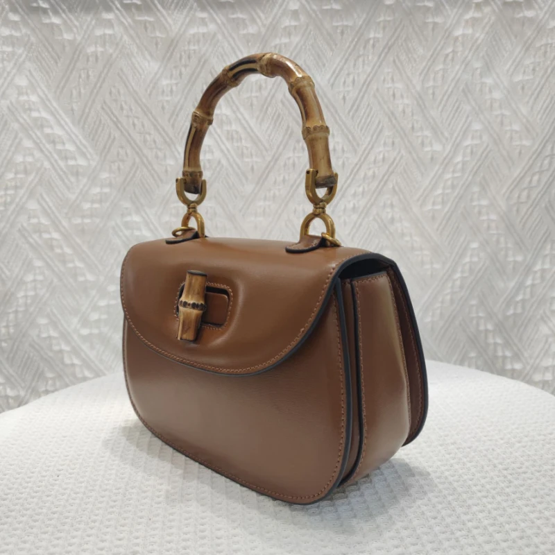 Leather bag8