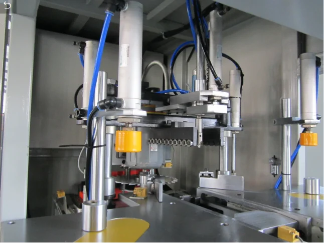 Высокое качество JQK05 CNC 120 угловая Очистительная Машина для ПВХ Win-Door эффективная технология