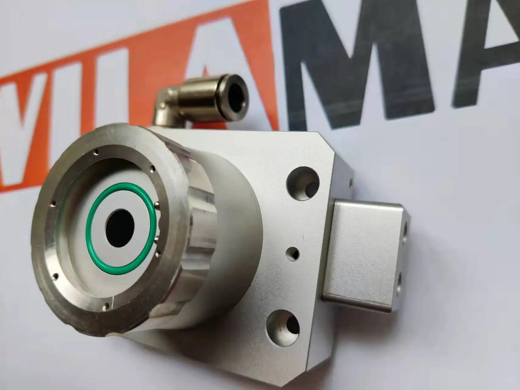 Laser Equipment Parts Head  Fiber Laser Nozzle Connection Parts BM111 BM114 Laser Nozzle Sensor Connector